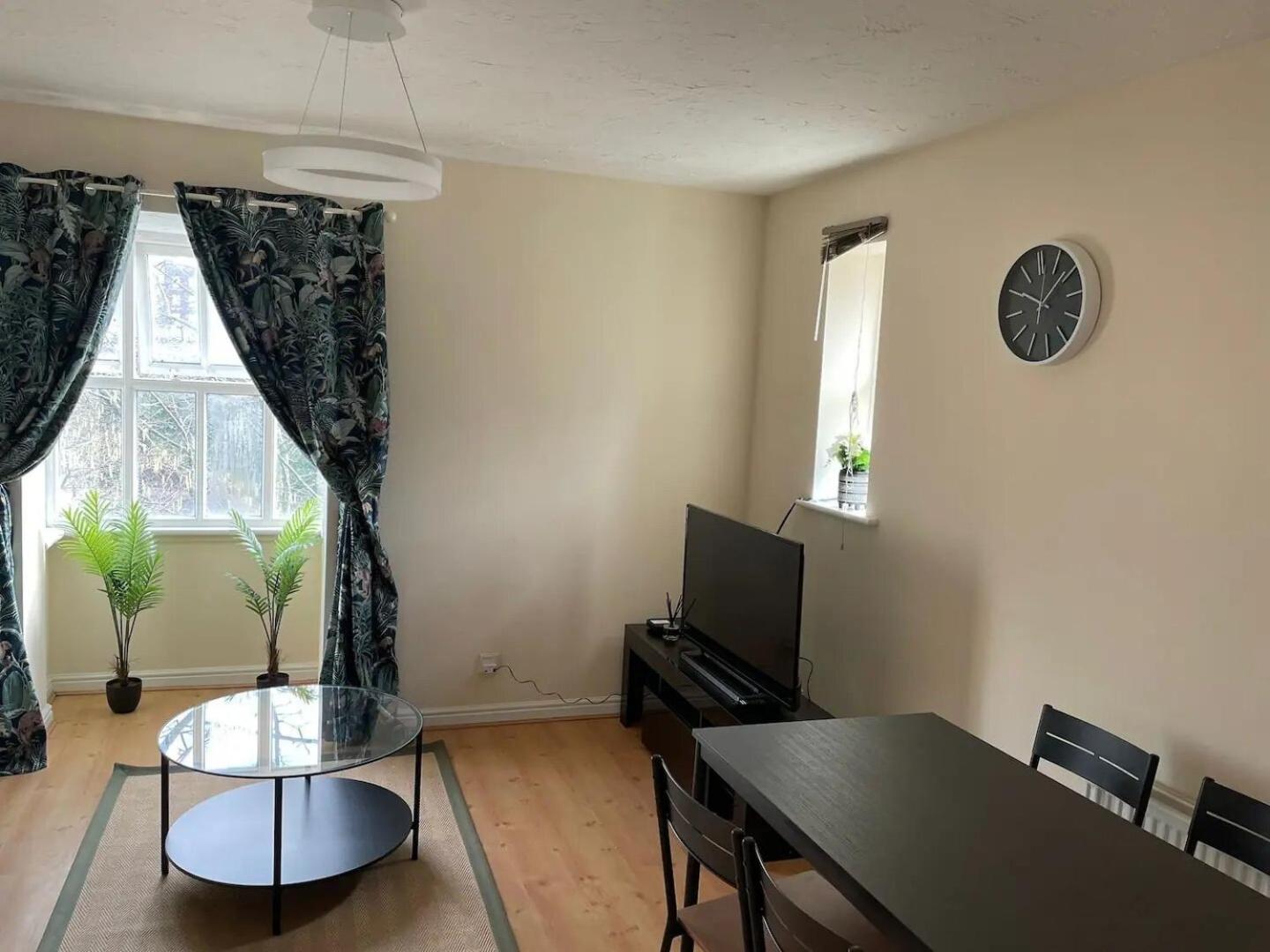 4min Walk Uni Of East 1br Apartment London