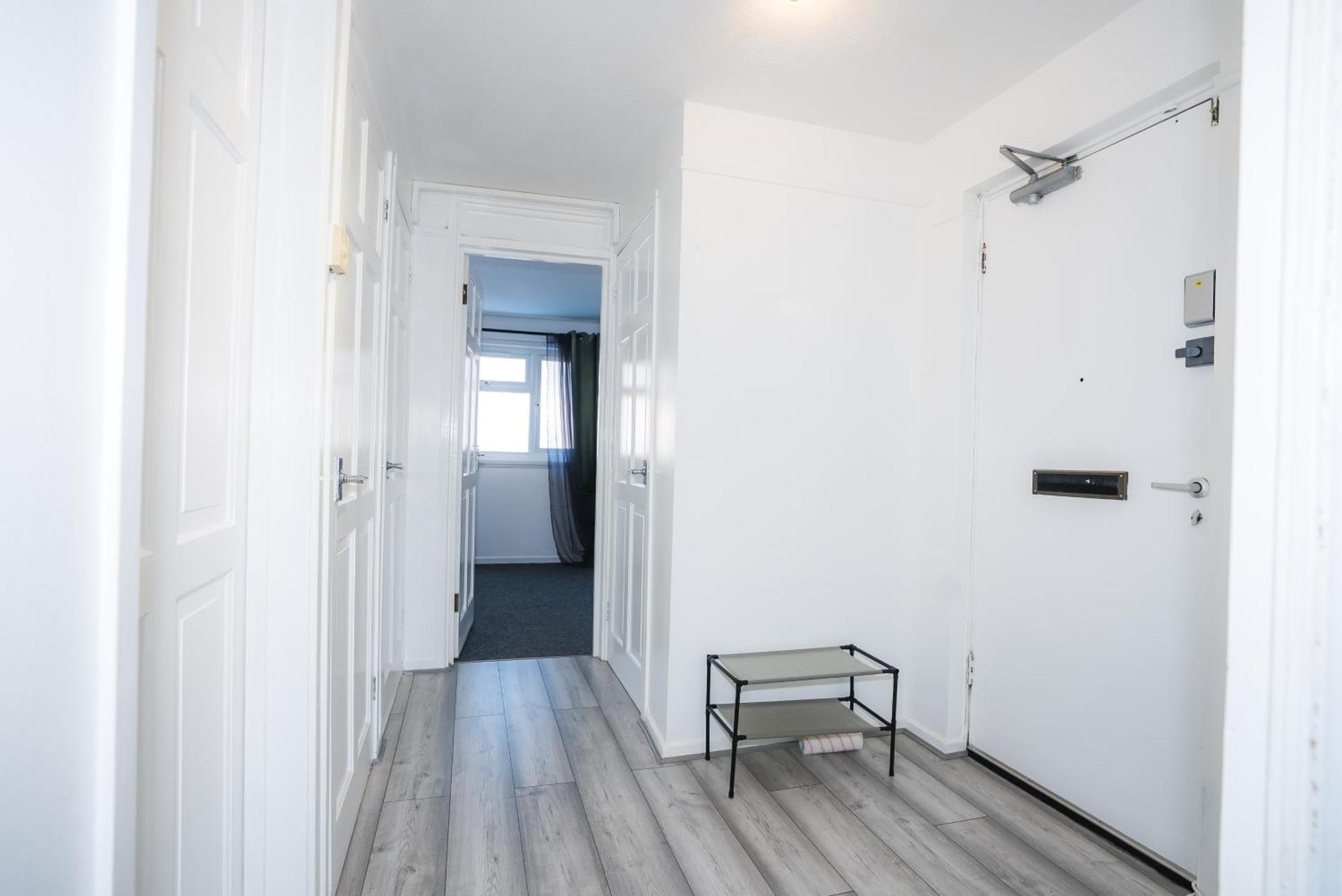 Apartment 1 Bed Flat Tottenham Hale N17 London
