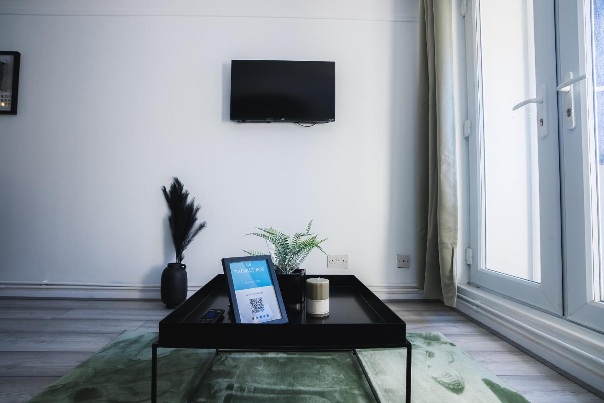 1 Bed Flat Tottenham Hale N17 London
