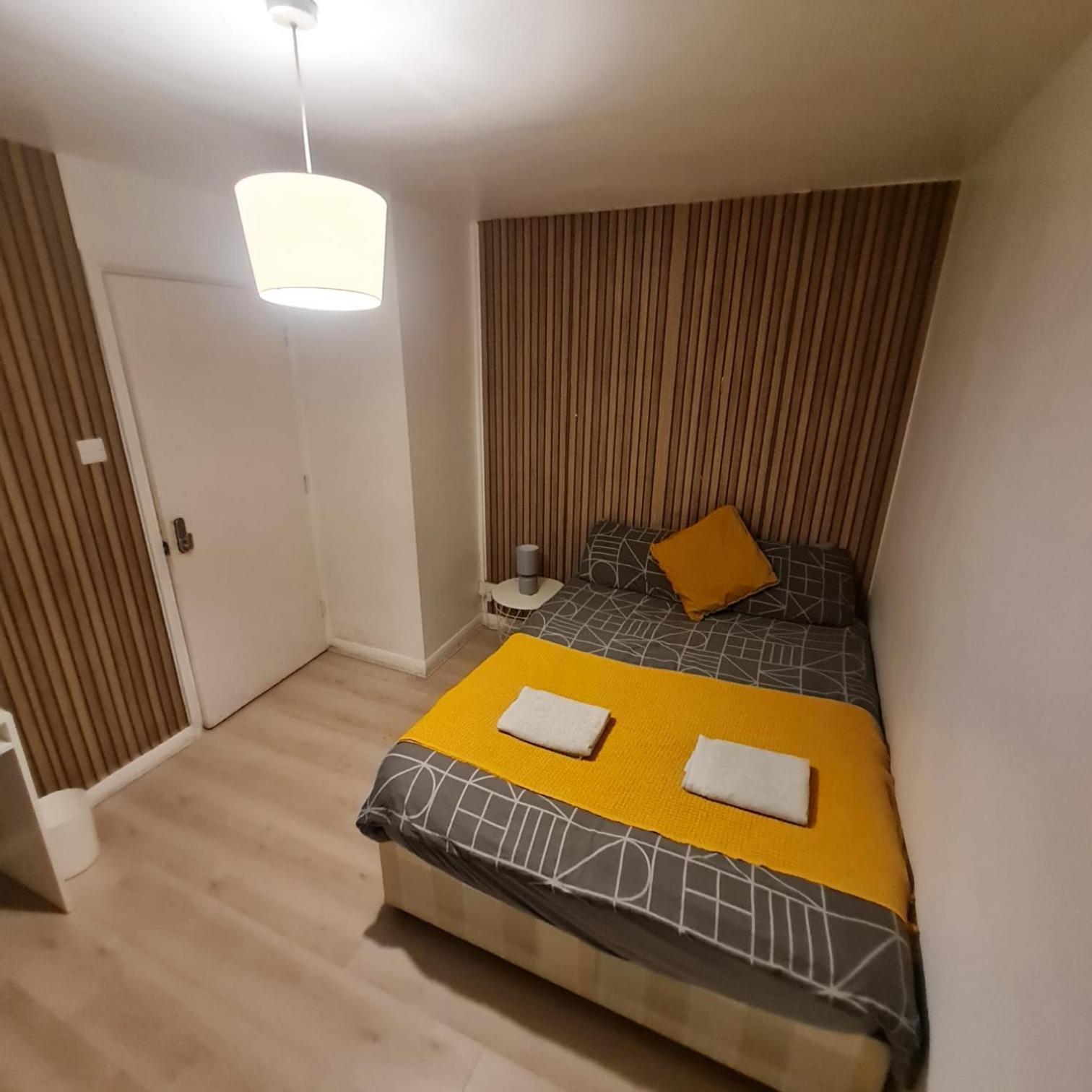 E2 Pensionat London