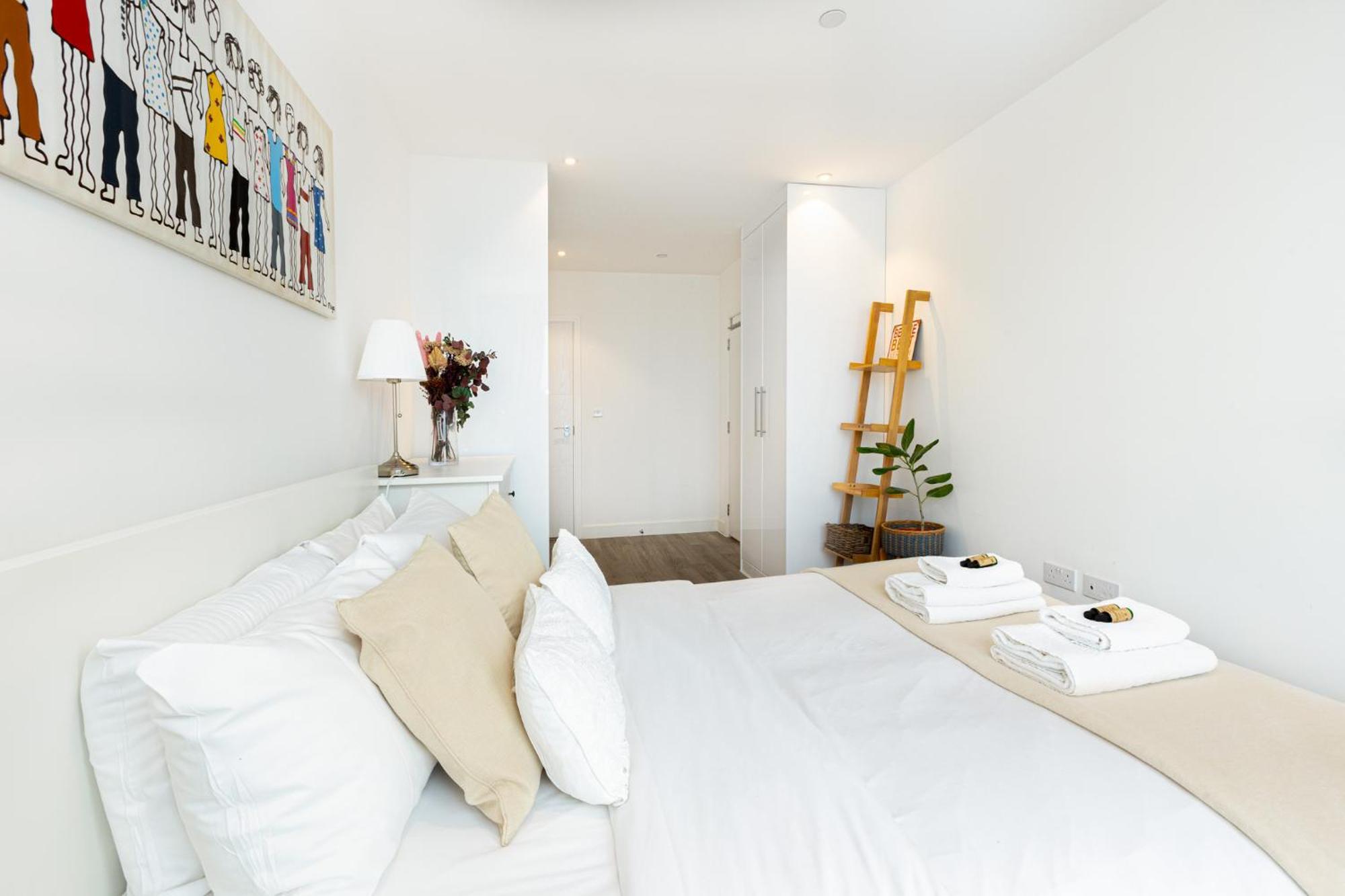 Lejlighed Sensational 2br Wviews & Balcony In Wandsworth *