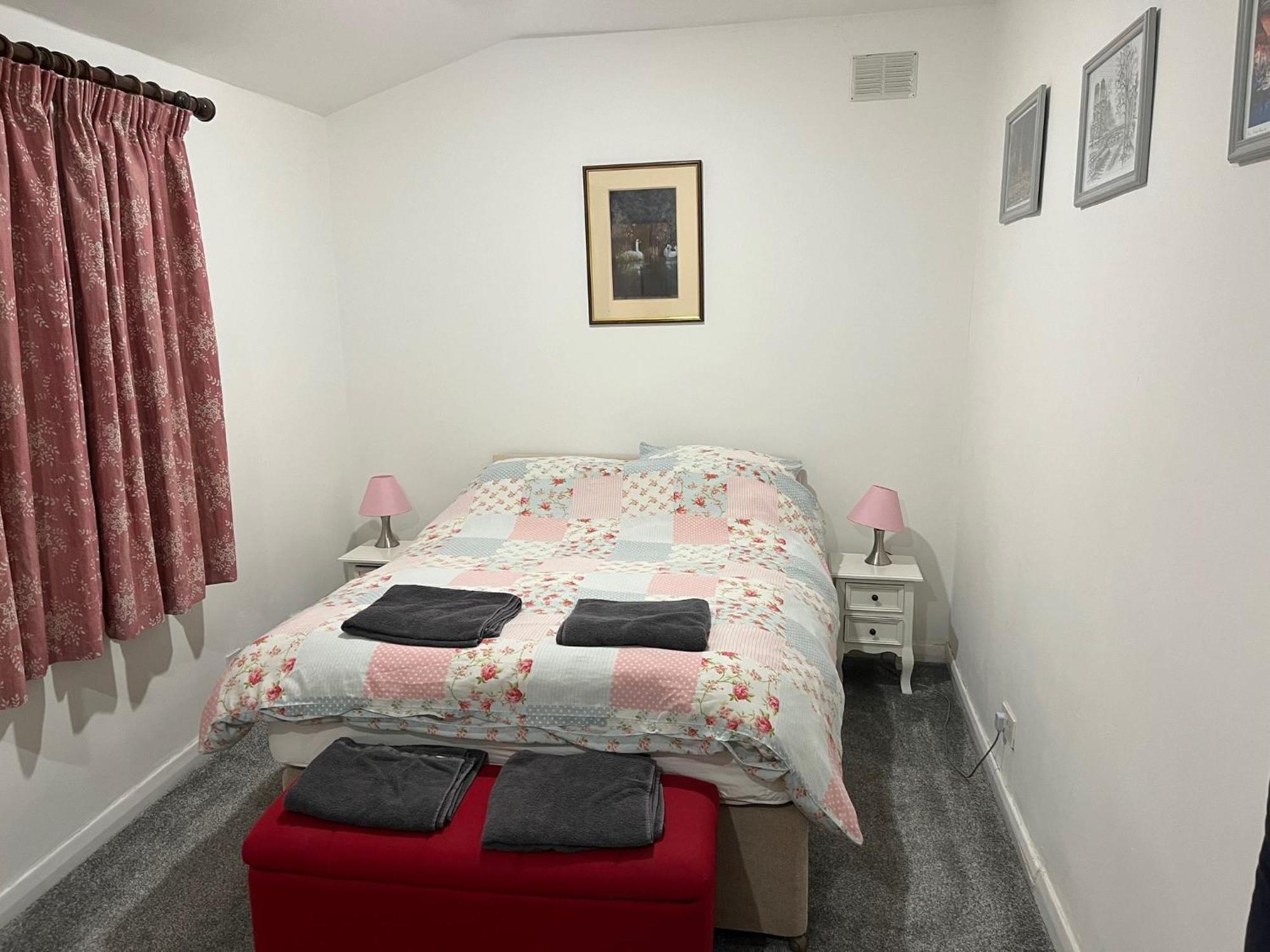 Lovely 1 Bedroom Flat In Quiet Wimbledon * London