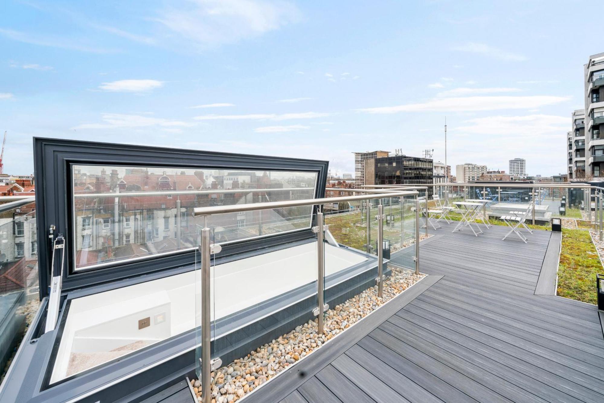 Spectacular 2-bedroom Penthouse In Marble Arch 75