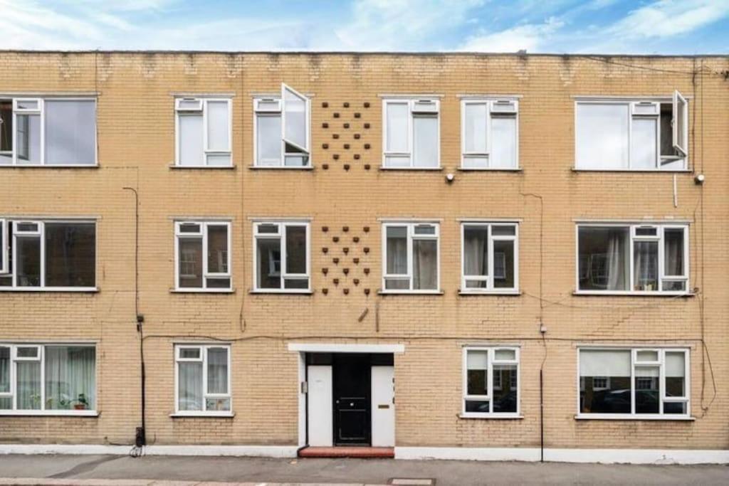Apartment Camden 2bd Flat At Rousden Street London