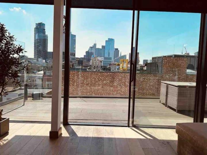 3 Bed 2 Bath Penthouse Hoxton Square With Terrace Leilighet