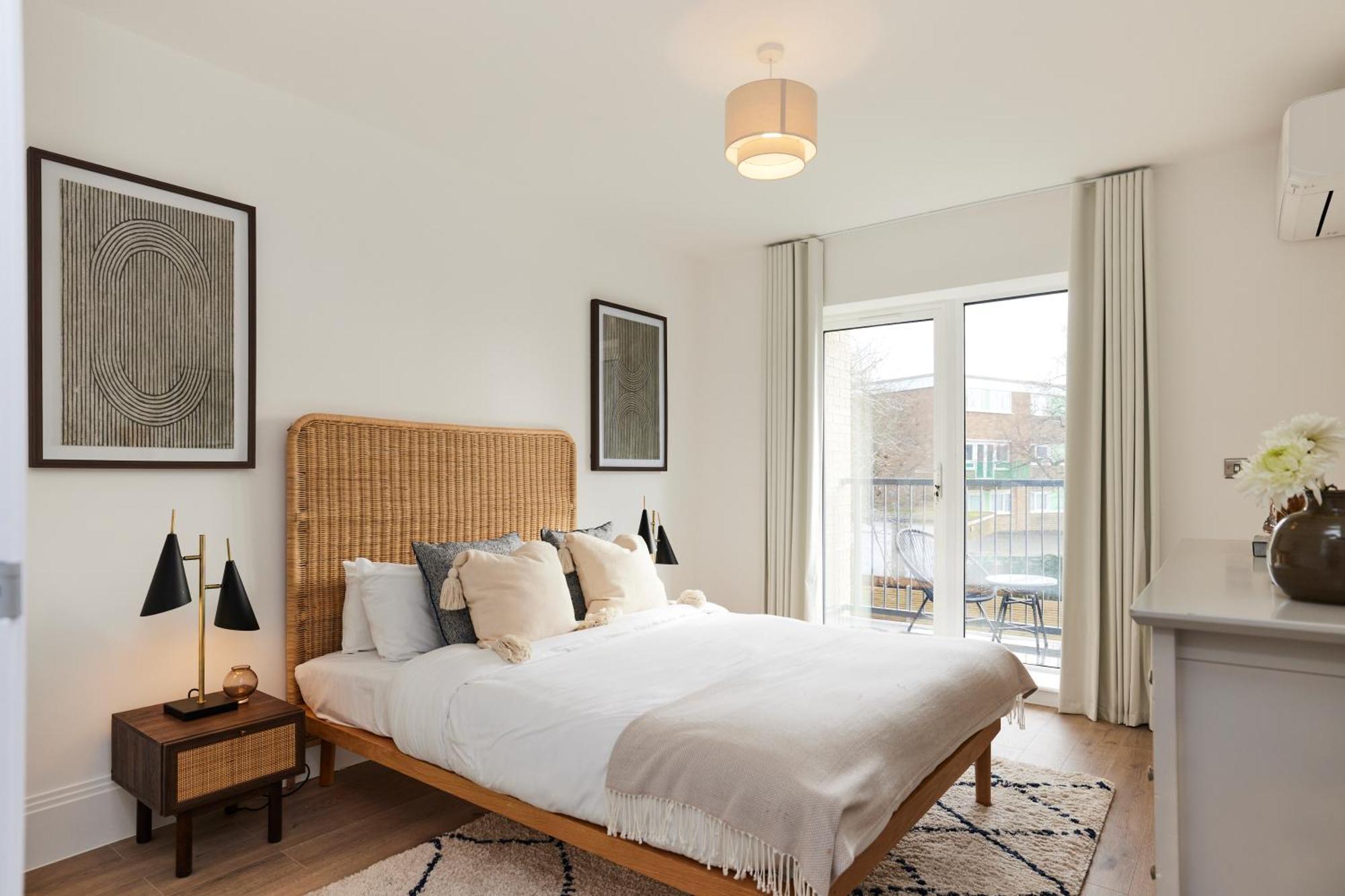 The Wembley Park Wonder - Charming 2bdr Flat With Balcony * Londra