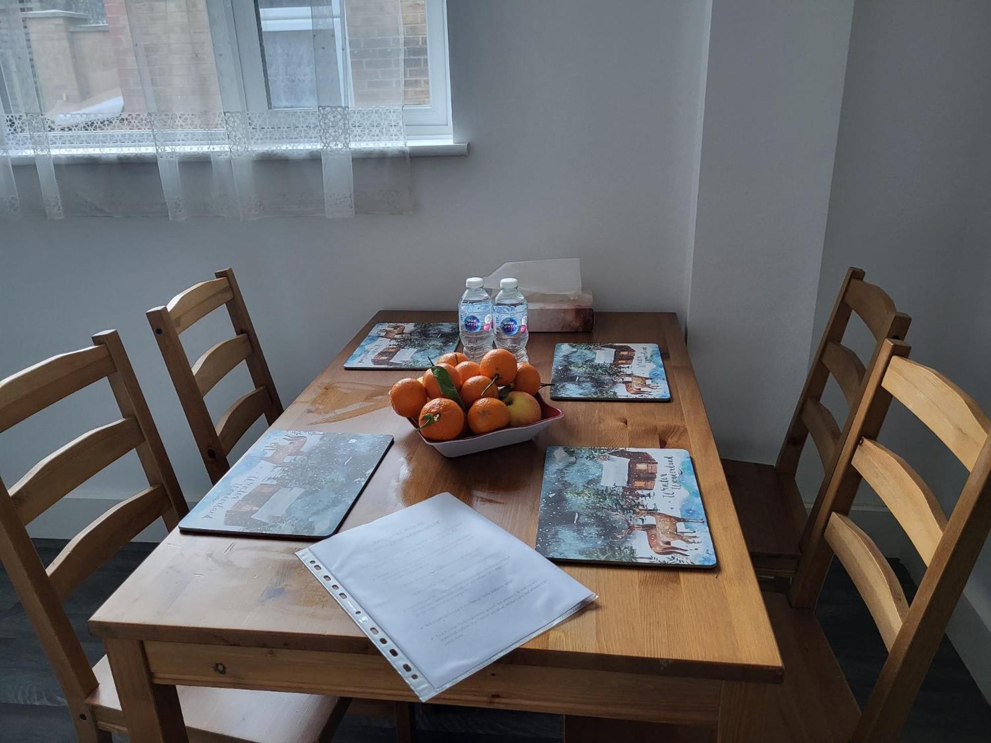 Lovely 2-bed Fully Refurbished House In London