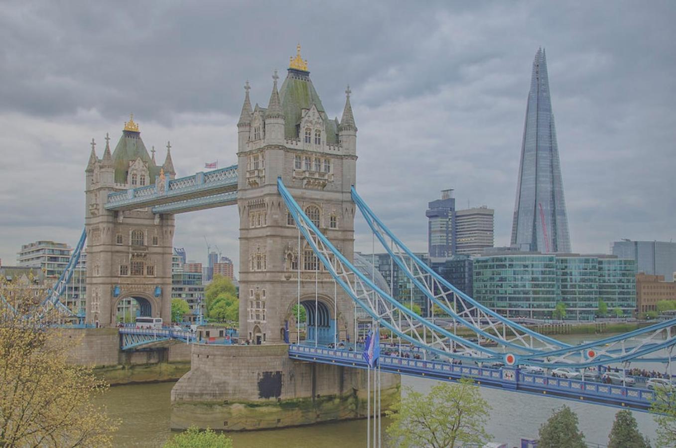 Stunning Apartment, Sleeps 4, London, 1 Bedroom, Zone 1, Kennington - Open For Business Stays, Long And Families Relocating Apartment *