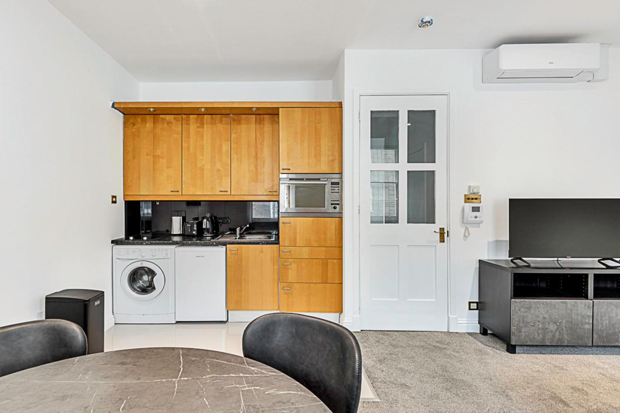 Appartement A One-bedroom Situated In Londres