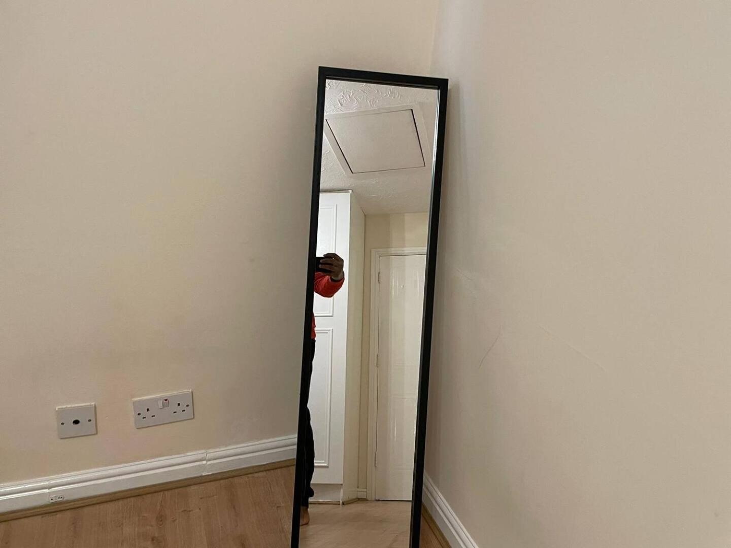 4min Walk Uni Of East 1br Apartment *