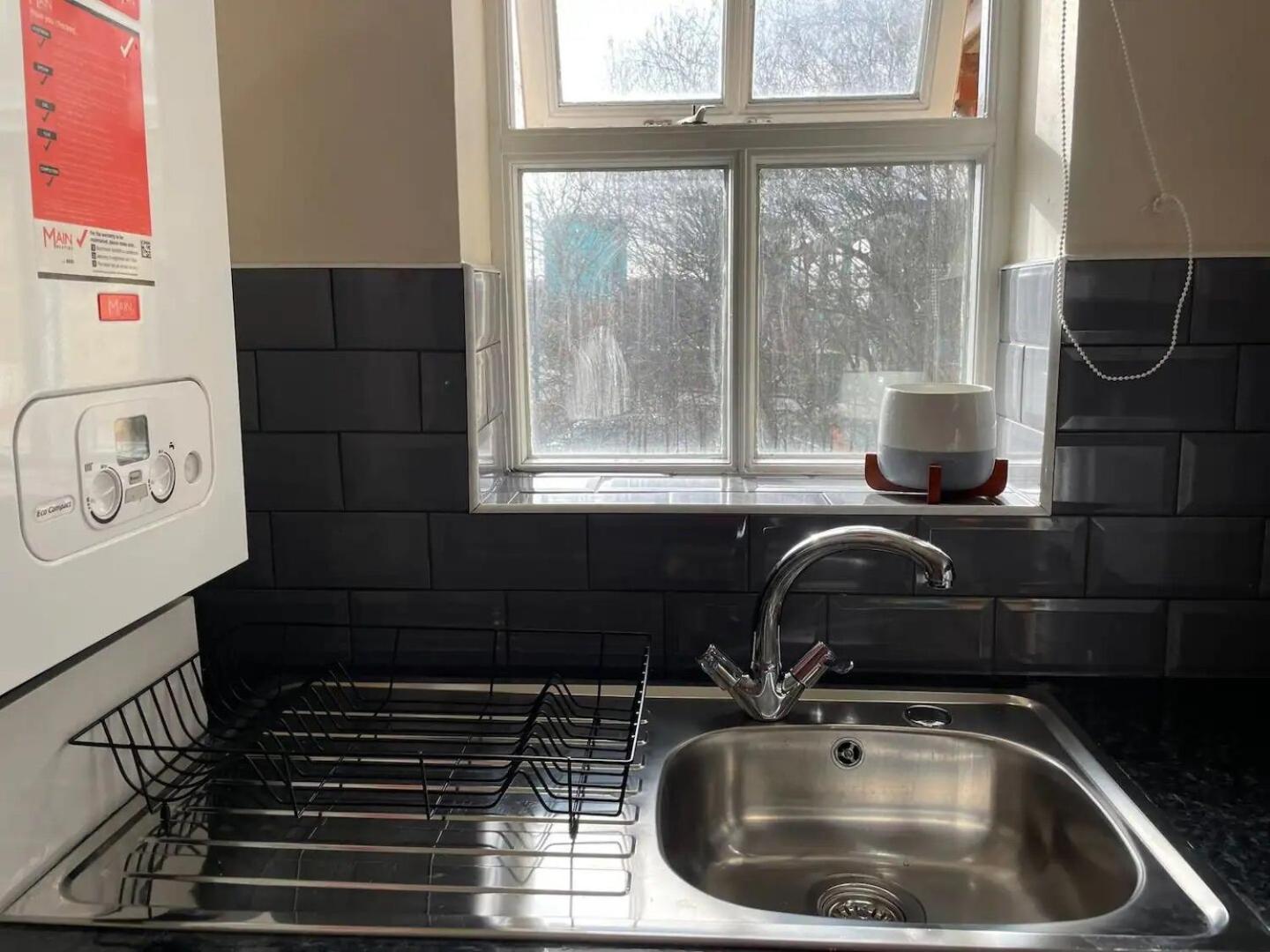 Apartment 4min Walk Uni Of East 1br *