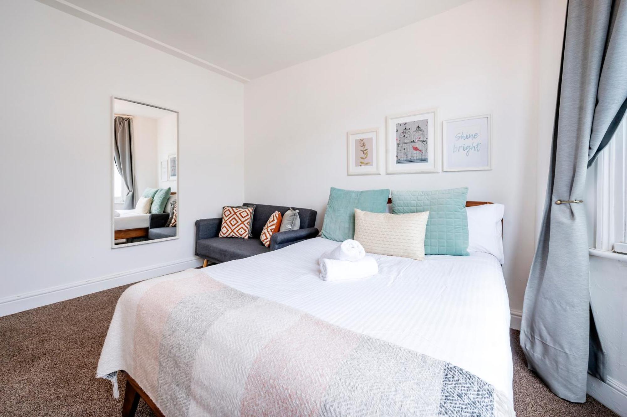 Beautiful Garden Flat Near Chelsea