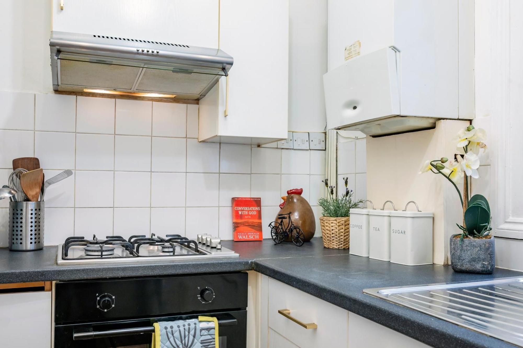 Beautiful Garden Flat Near Chelsea
