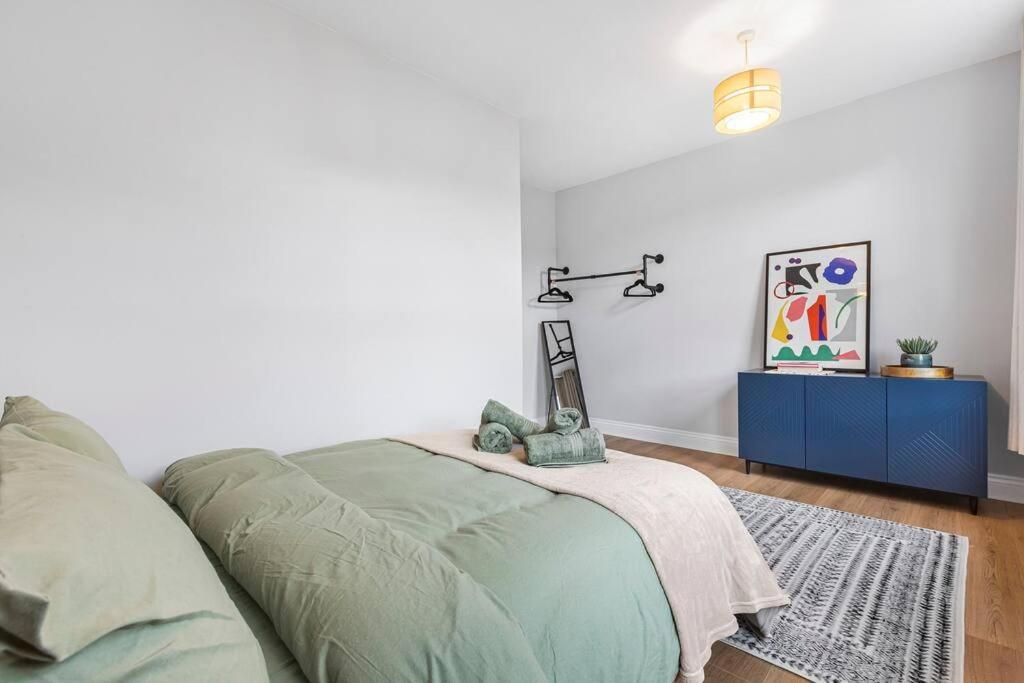 Modern 2 Bedroom Townhouse Flat In King's Cross London