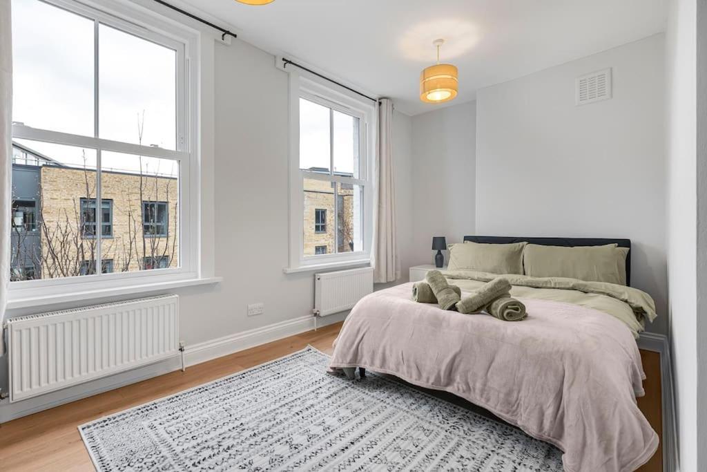Modern 2 Bedroom Townhouse Flat In King's Cross