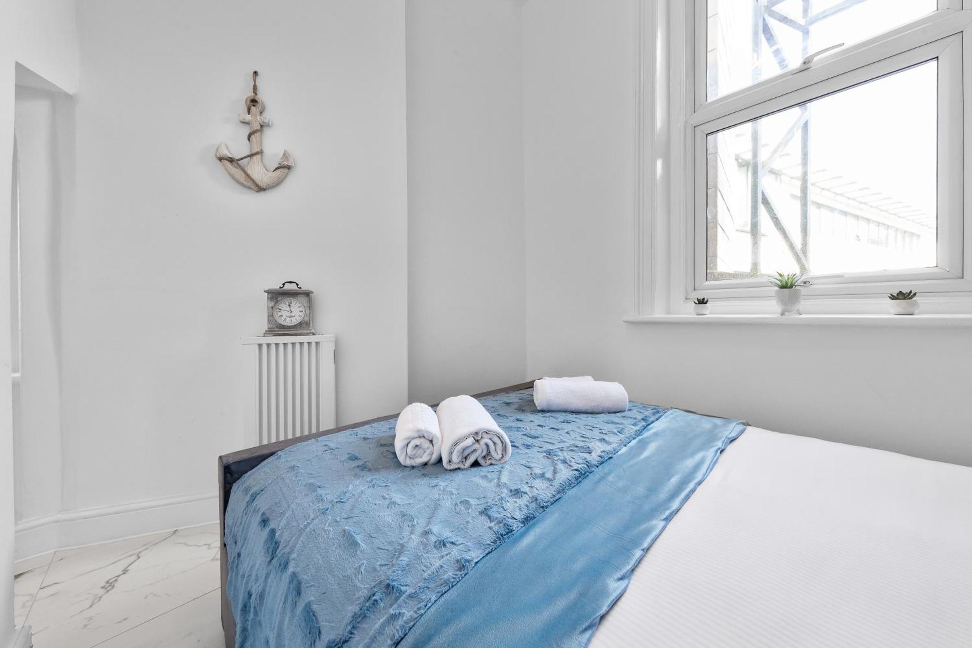 Modern 2 Bedroom Flat - Near Primrose Hill, Camden Market, Regent's Park - Good Links To Kings Cross, Euston, Finchley Road Station - Nw3 Lejlighed