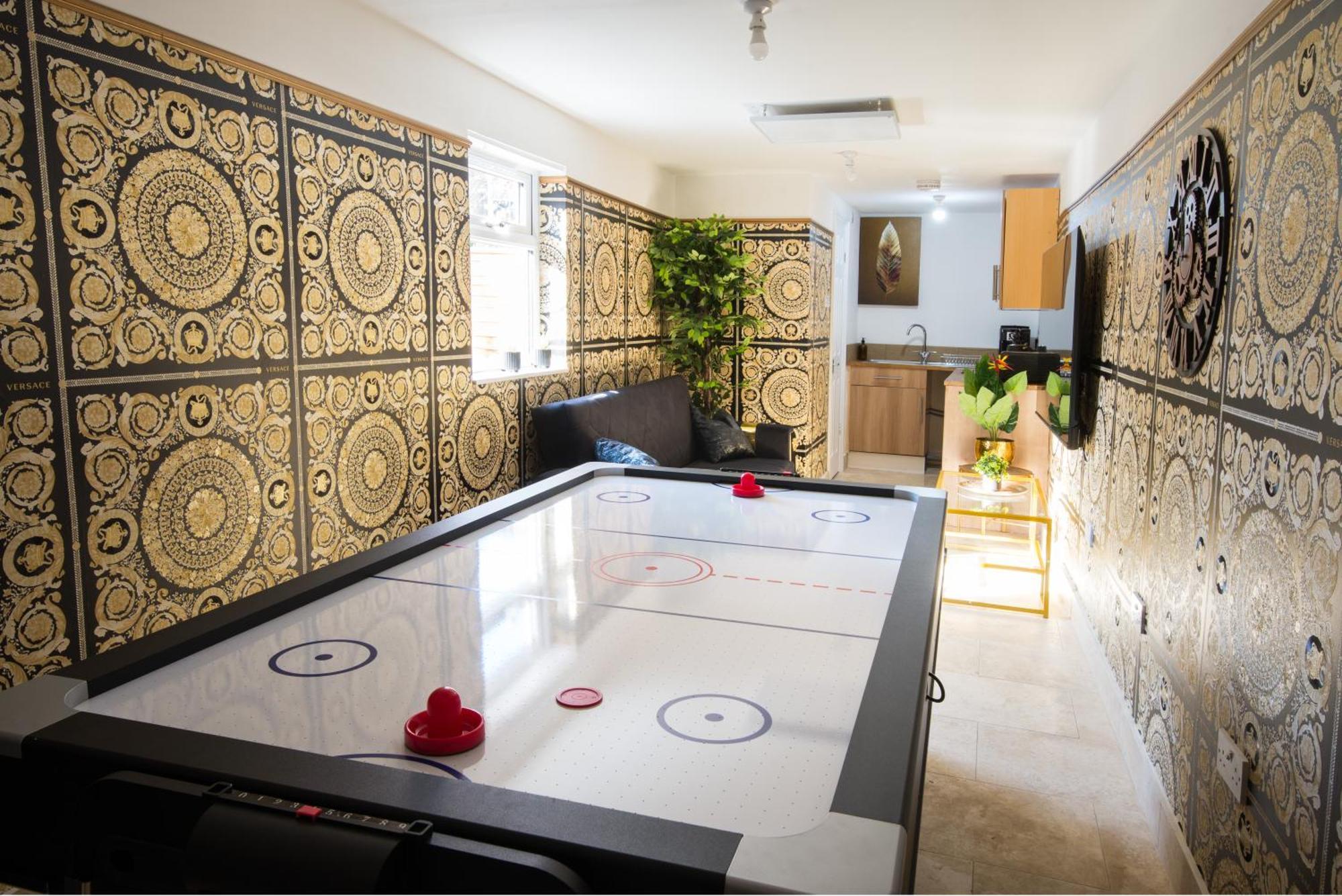 Lejlighed Luxury Versace 1 Bed Hot Tub Pool Table Sky Tv