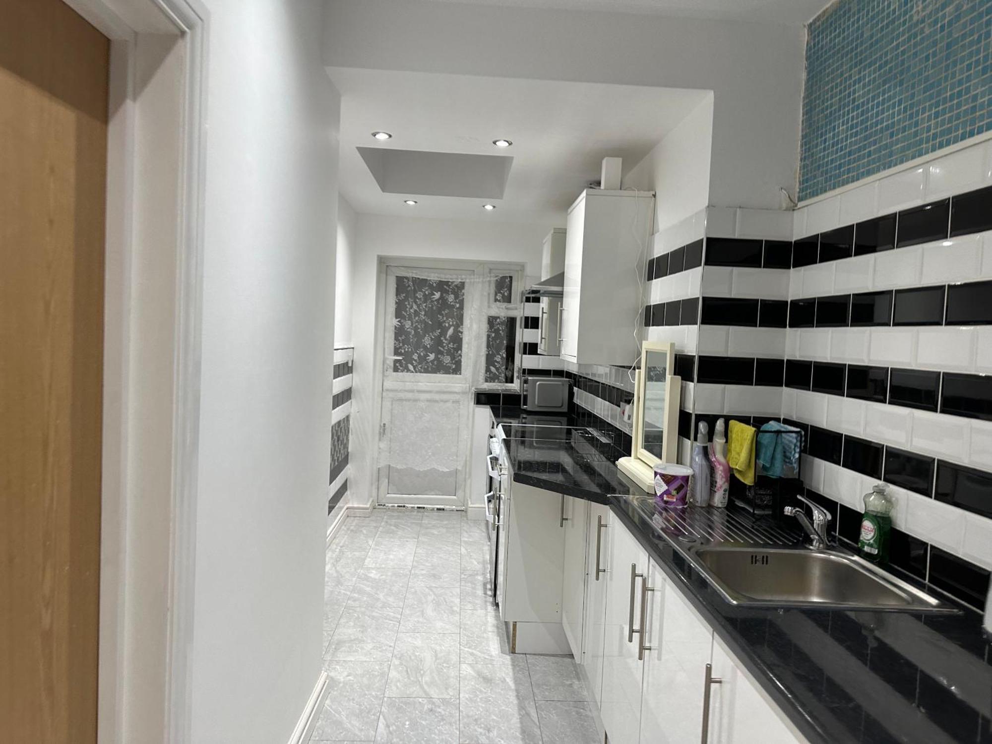 Beautiful Double With Free Wi-fi And Free Parking Guest house