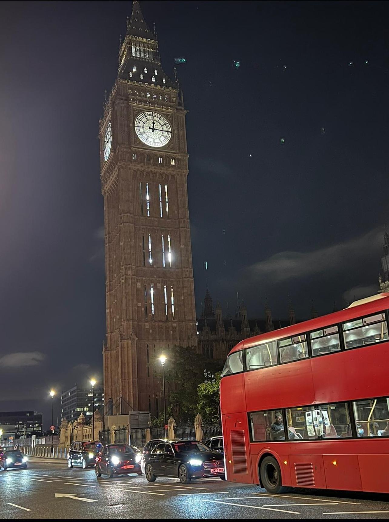 Bed & Breakfast Waterloo - Private In Shared London