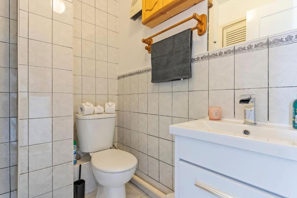 Apartment 1-bedroom With Free Private Parking - Canary Wharf