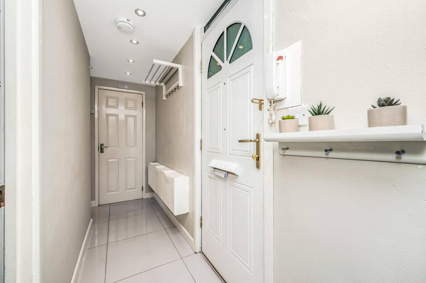 Appartamento Pass The Keys Modern By Whitechapel Hospital *