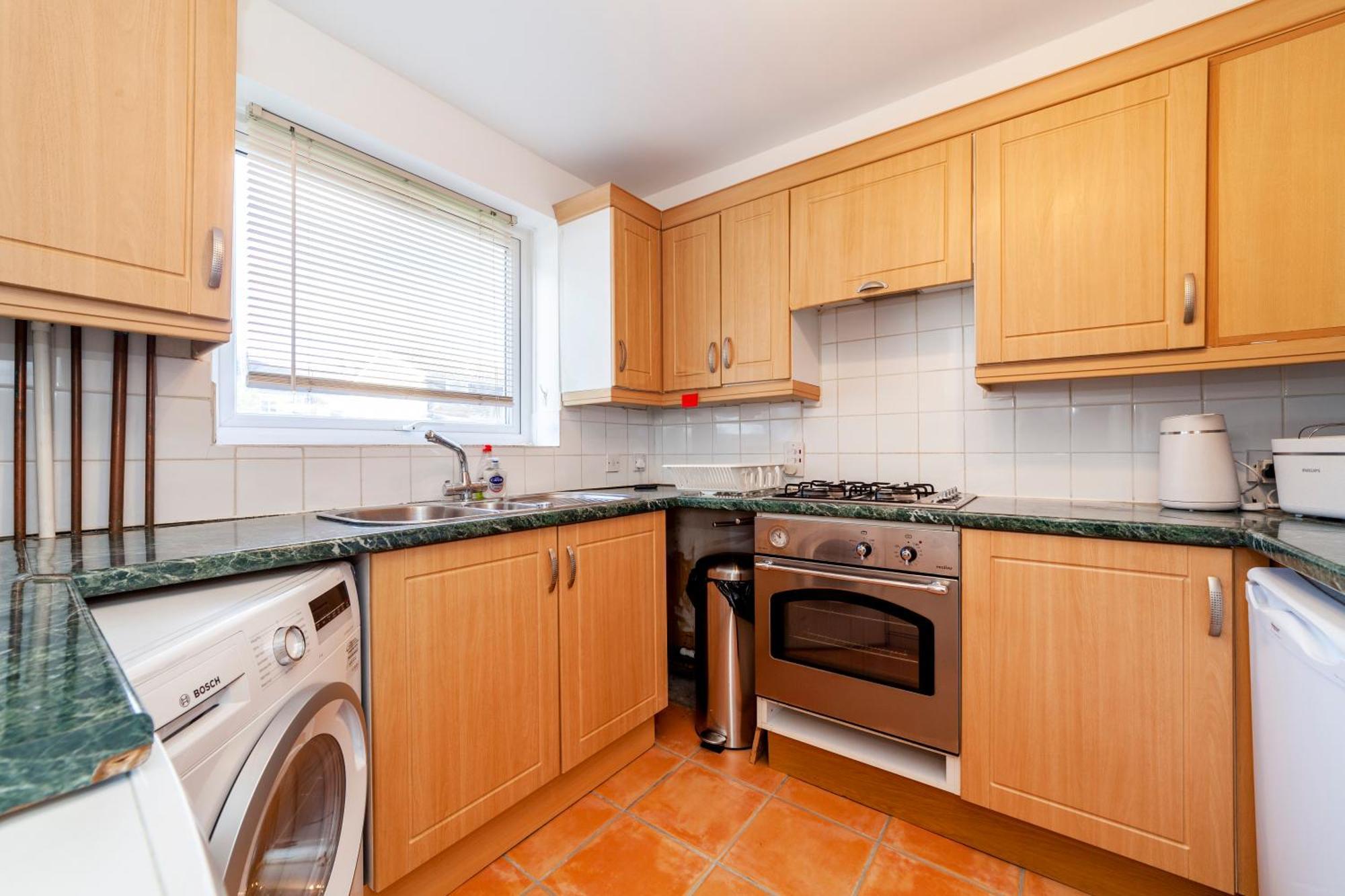 Appartement Bright 2br Flat Off Trendy Chiswick High Road Londen
