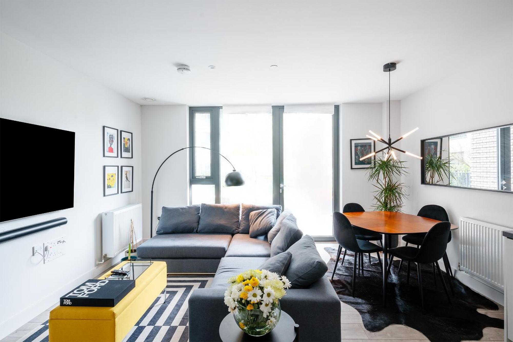 Beautiful & Contemporary Hackney Retreat Apartment *