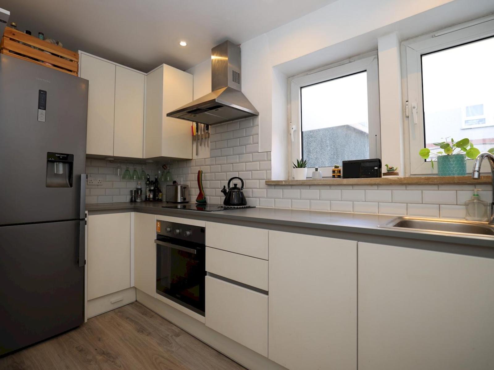 Appartement Pass The Keys Charming 2 Bed *