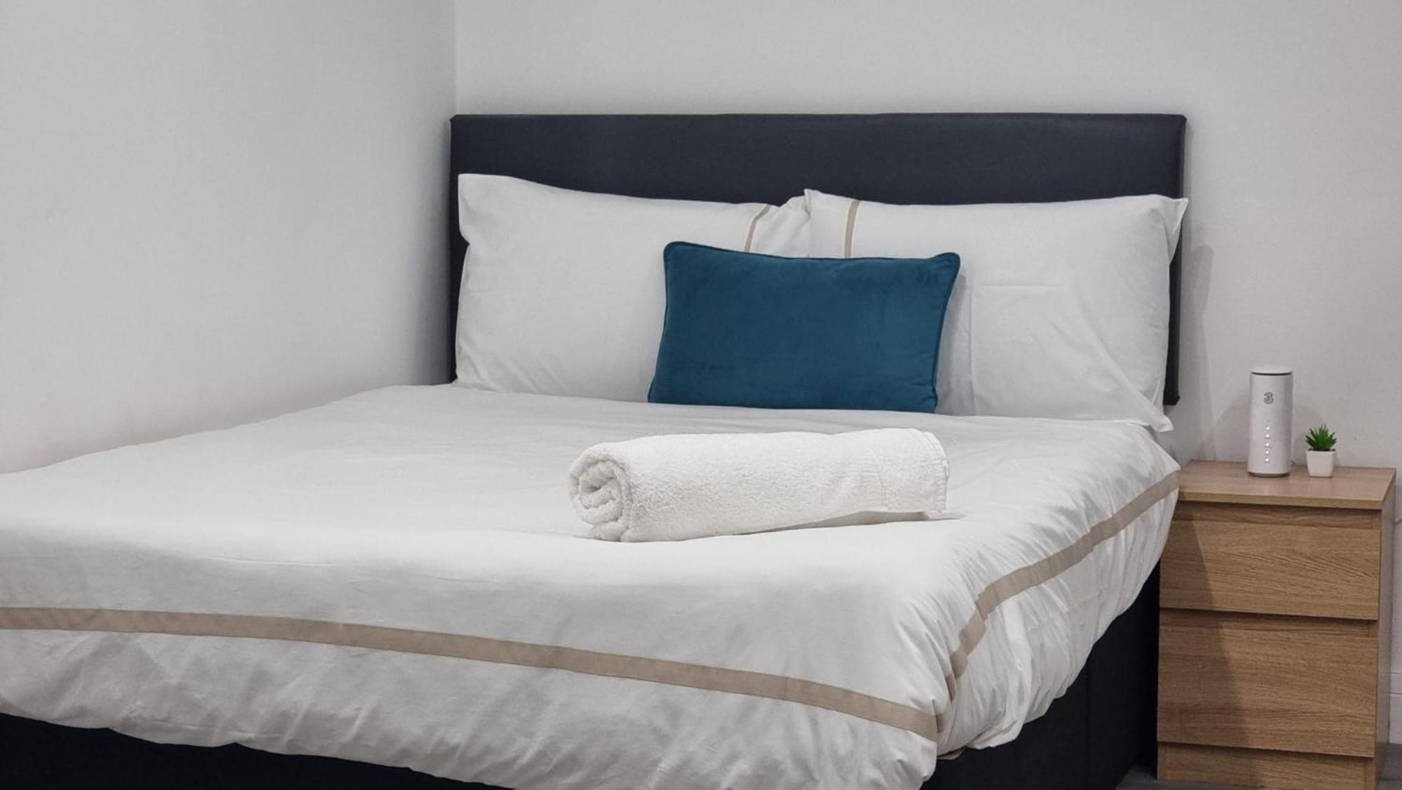 Brand New Collection Of Close To Tube Station London