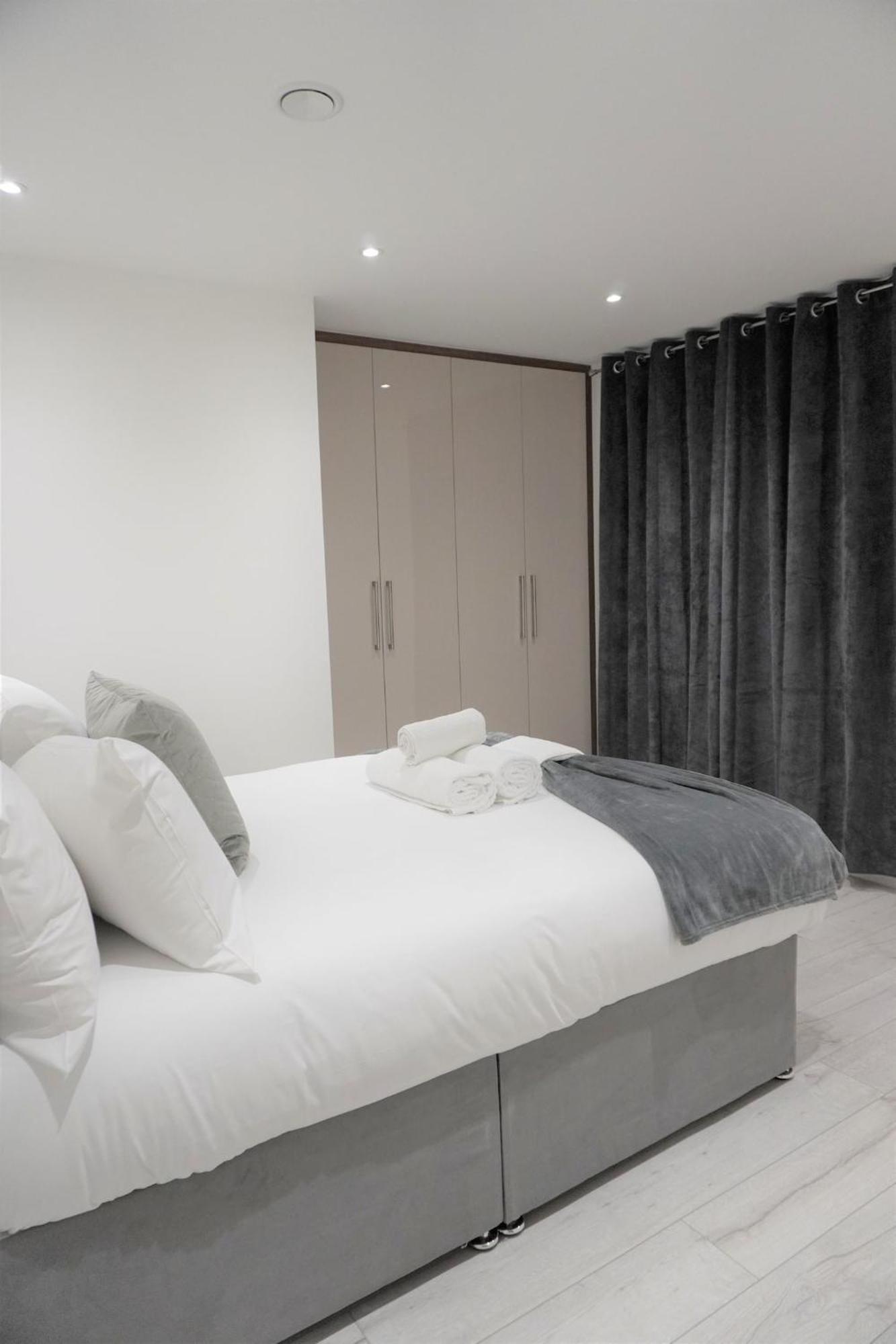 Lejlighedshotel Queens Luxury Wembley Stadium -
