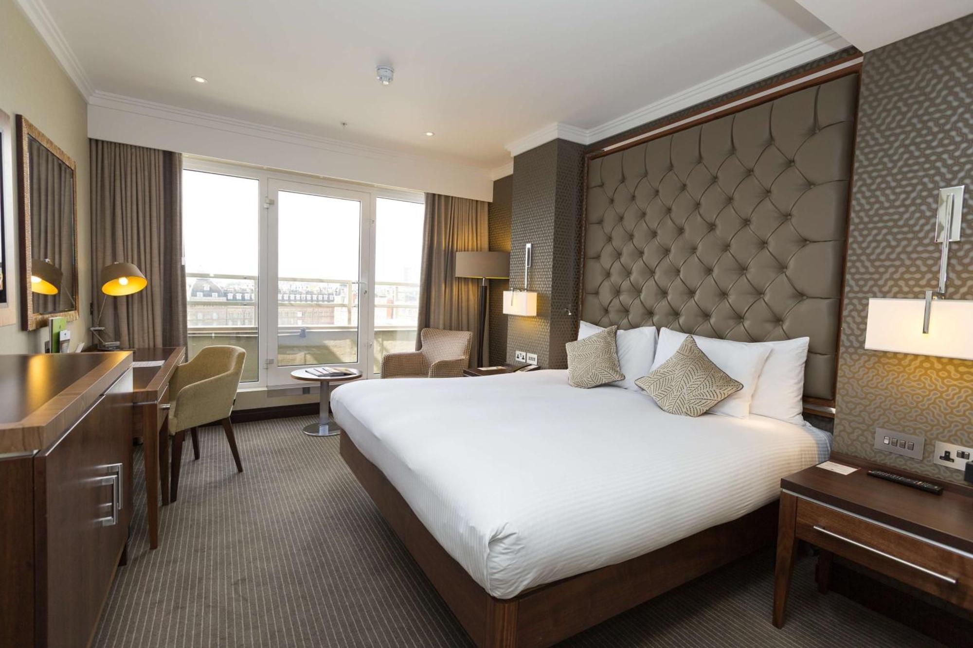 Doubletree By Hilton Victoria Hotel Londra