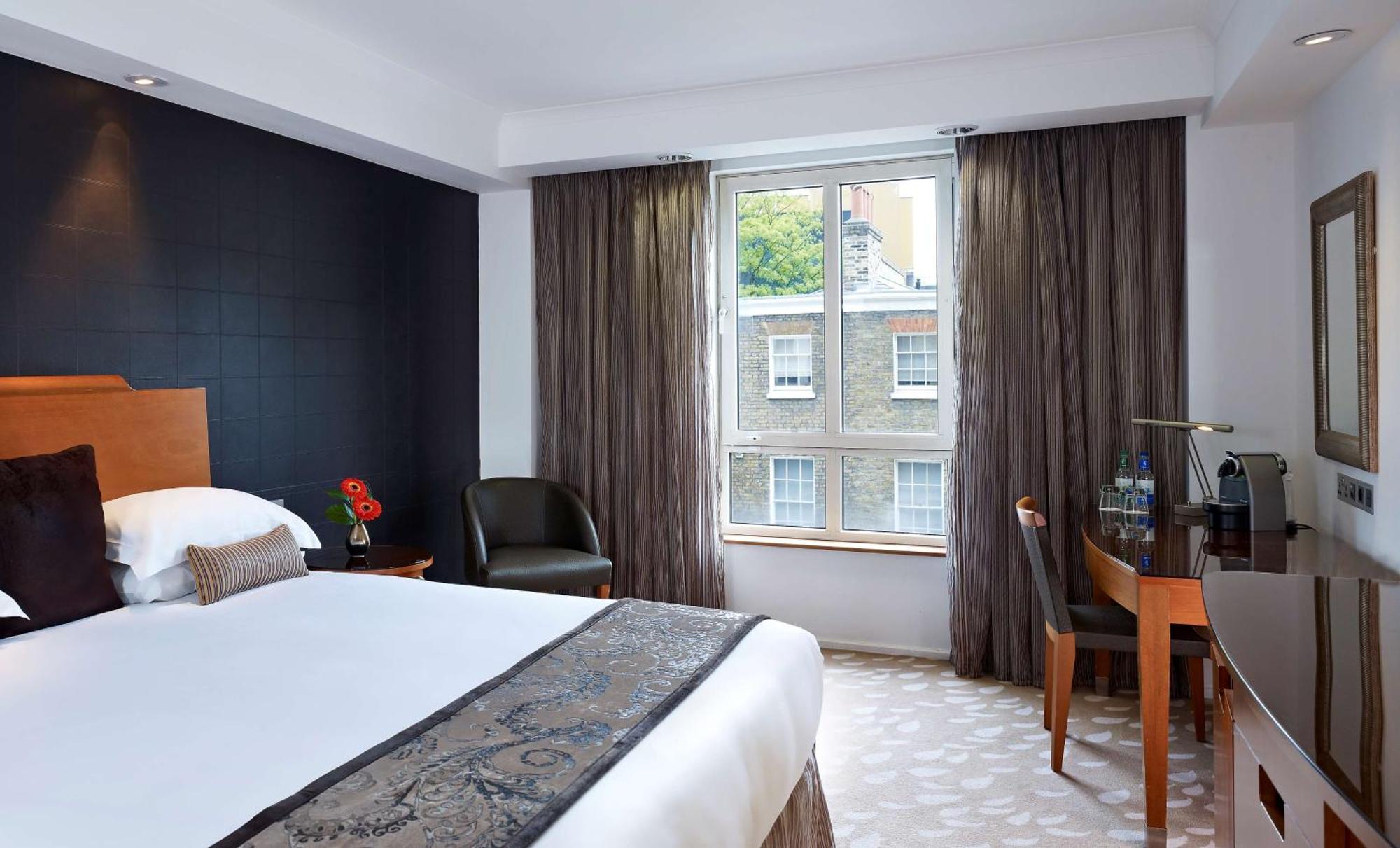 Park Plaza Victoria London