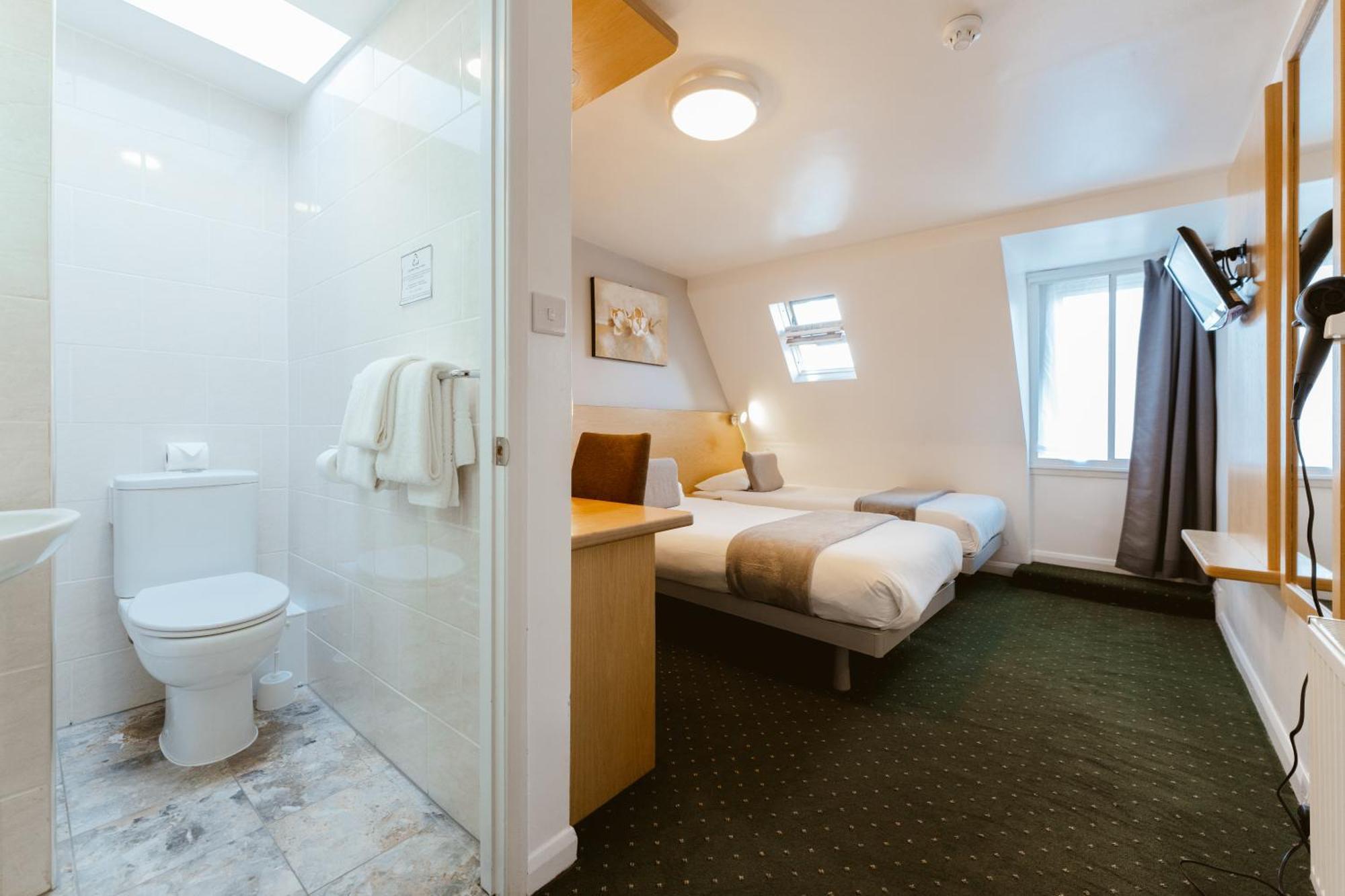 Hotel Star 3*
