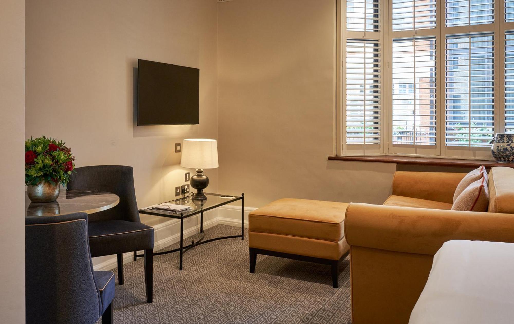 Hotel The Capital Hotel, & Townhouse 5*