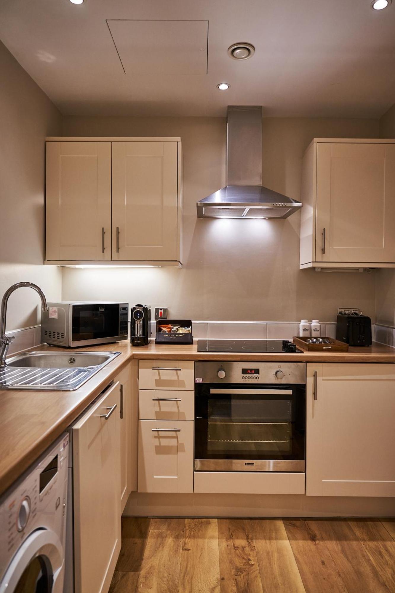 The Capital Hotel, & Townhouse 5*