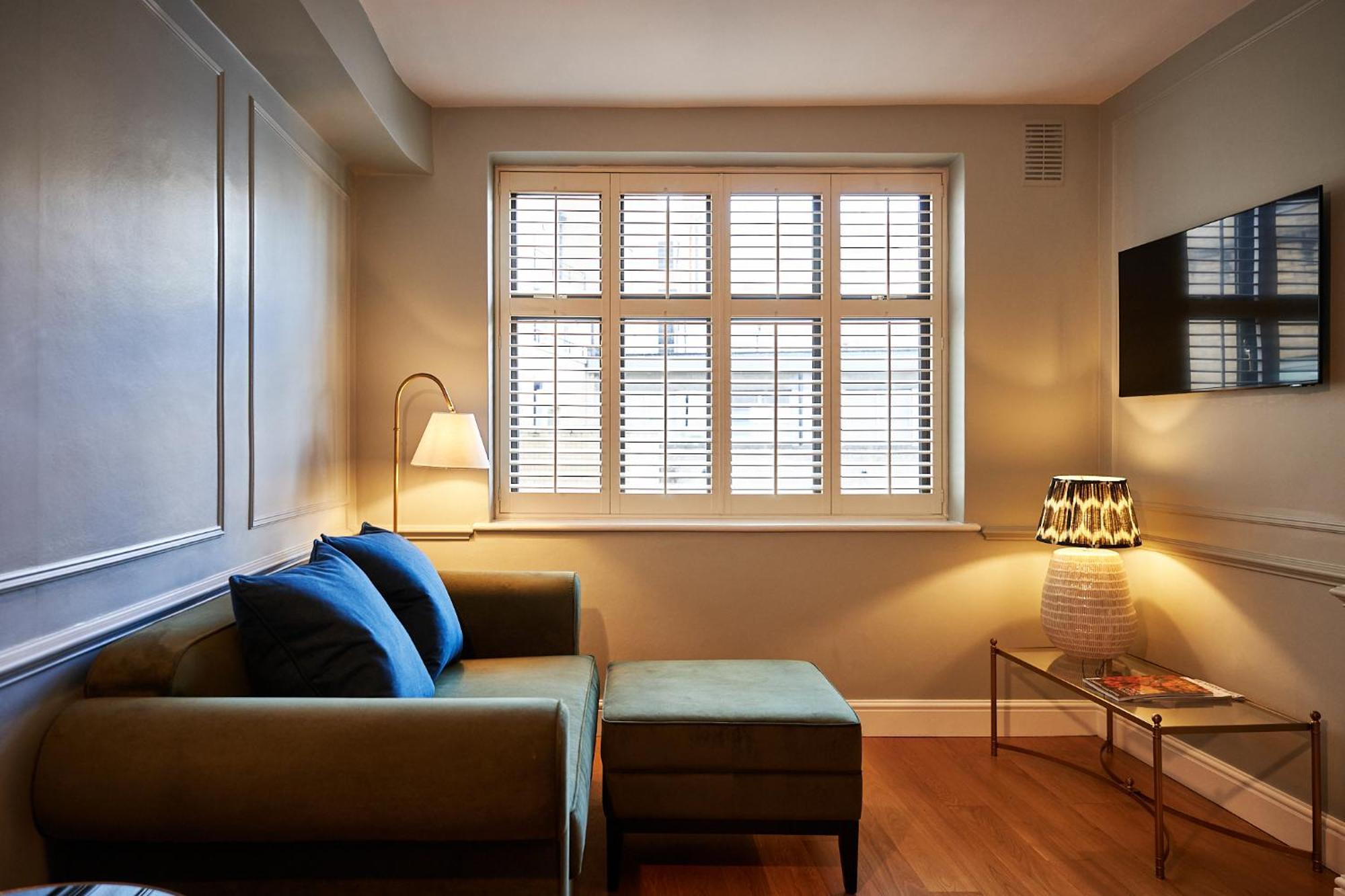 The Capital Hotel, & Townhouse Hotel 5*