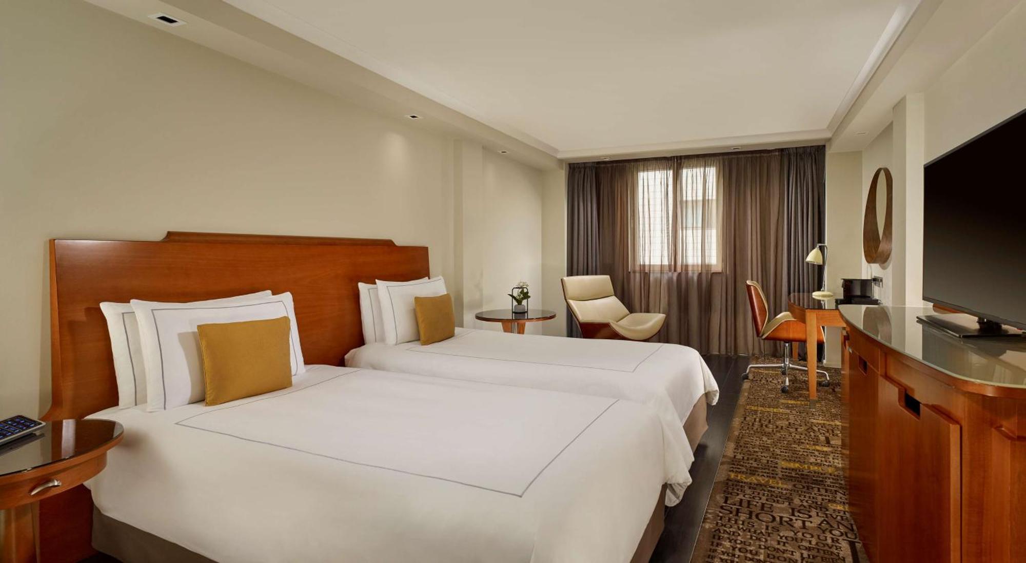 Park Plaza Victoria Hotel
