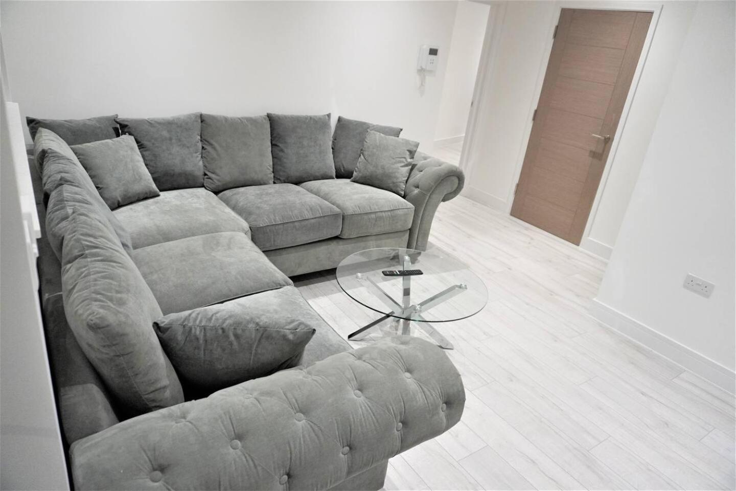 Lejlighedshotel Queens Luxury Wembley Stadium -