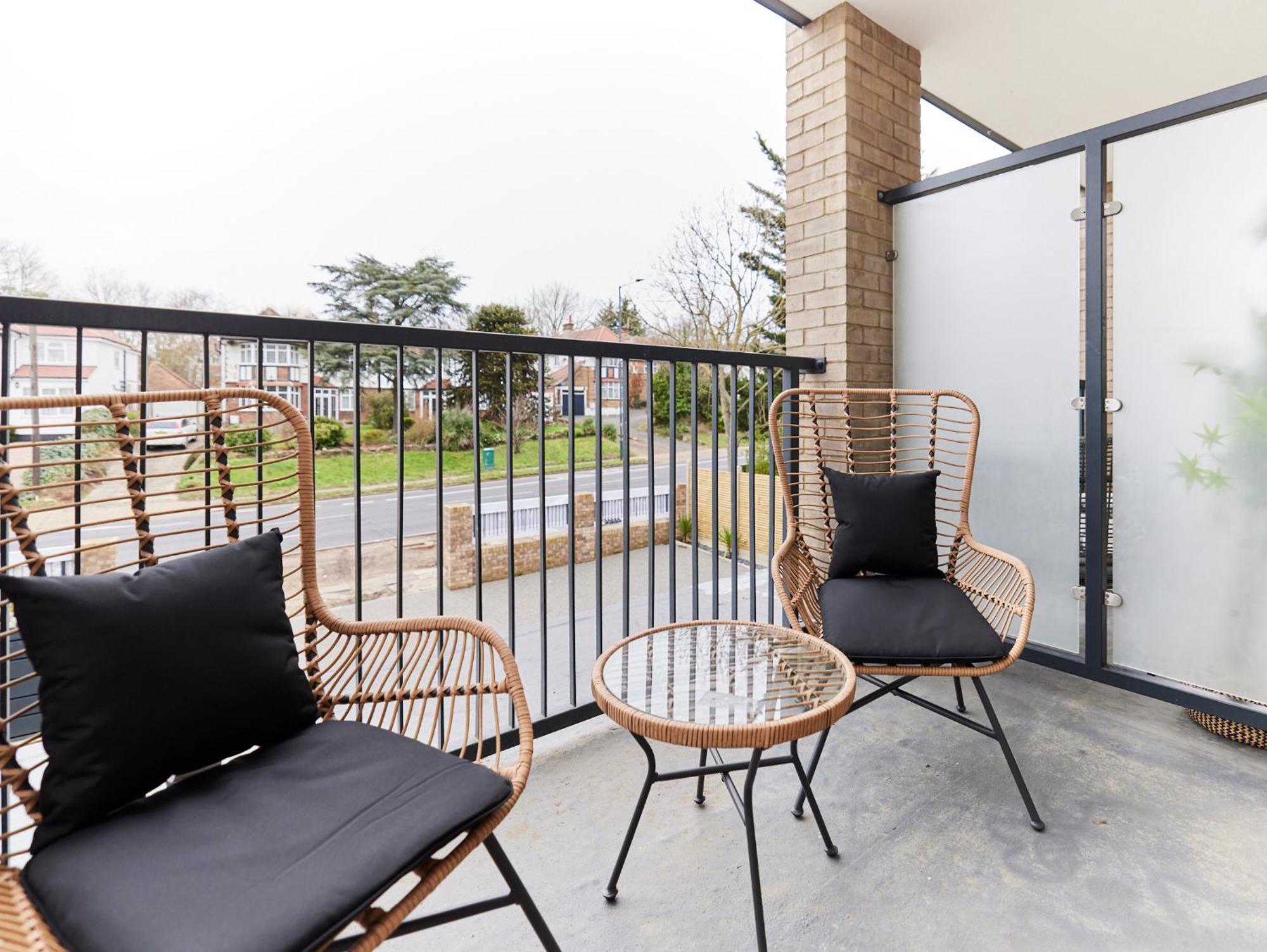 The Wembley Park Wonder - Charming 2bdr Flat With Balcony Appartamento Londra