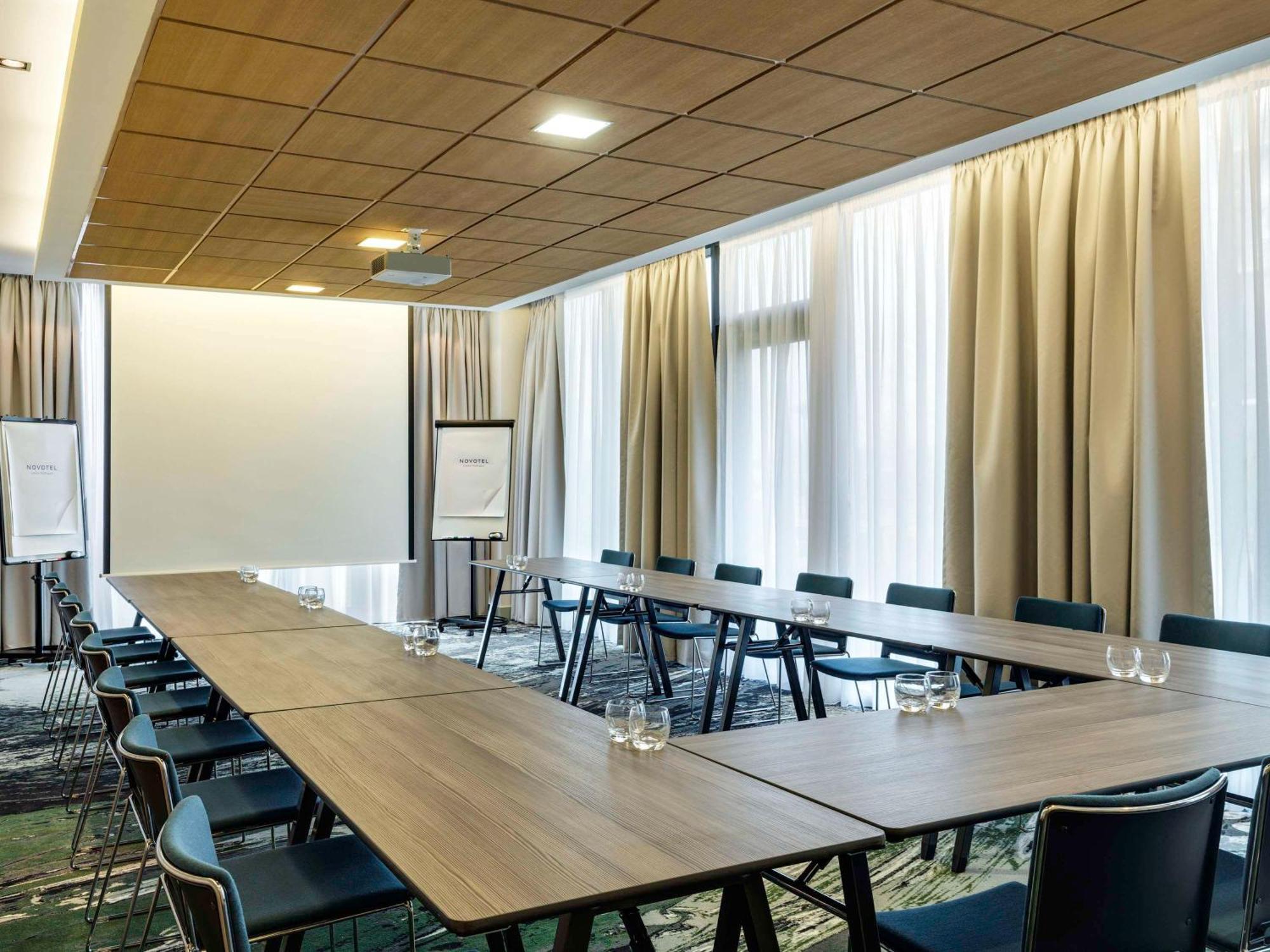 Novotel Paddington 4*