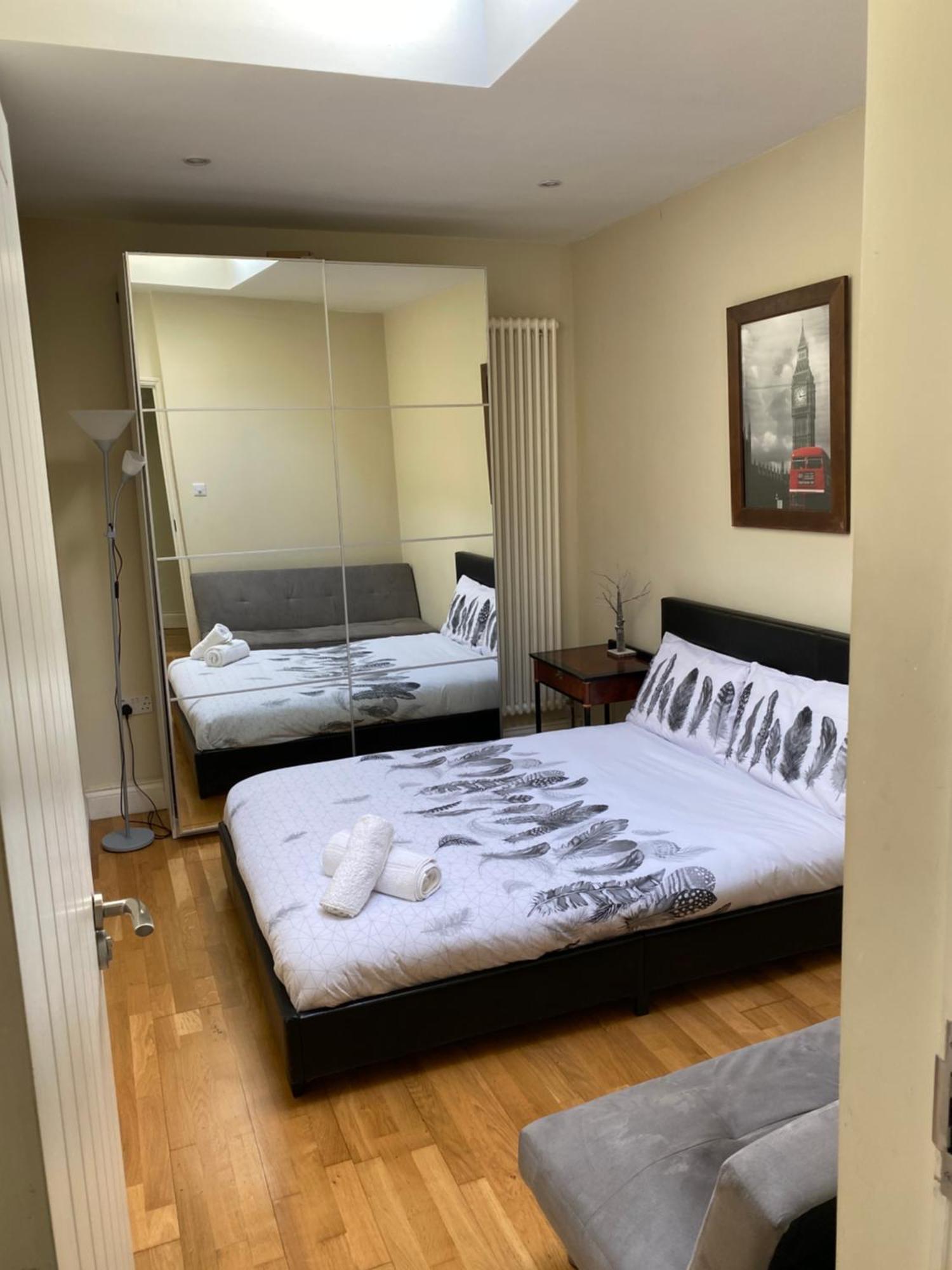 Apartment Spacious 3-bed In