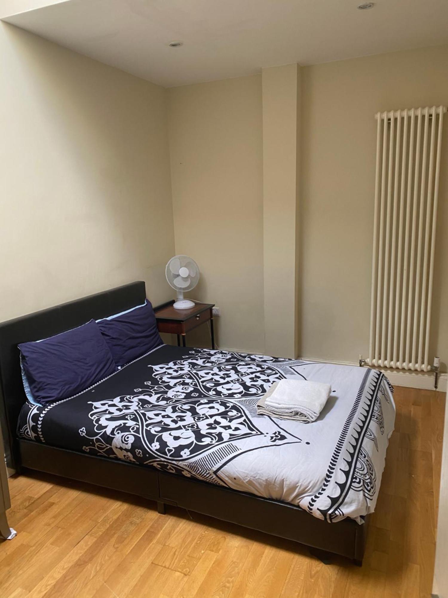 Apartment Spacious 3-bed In