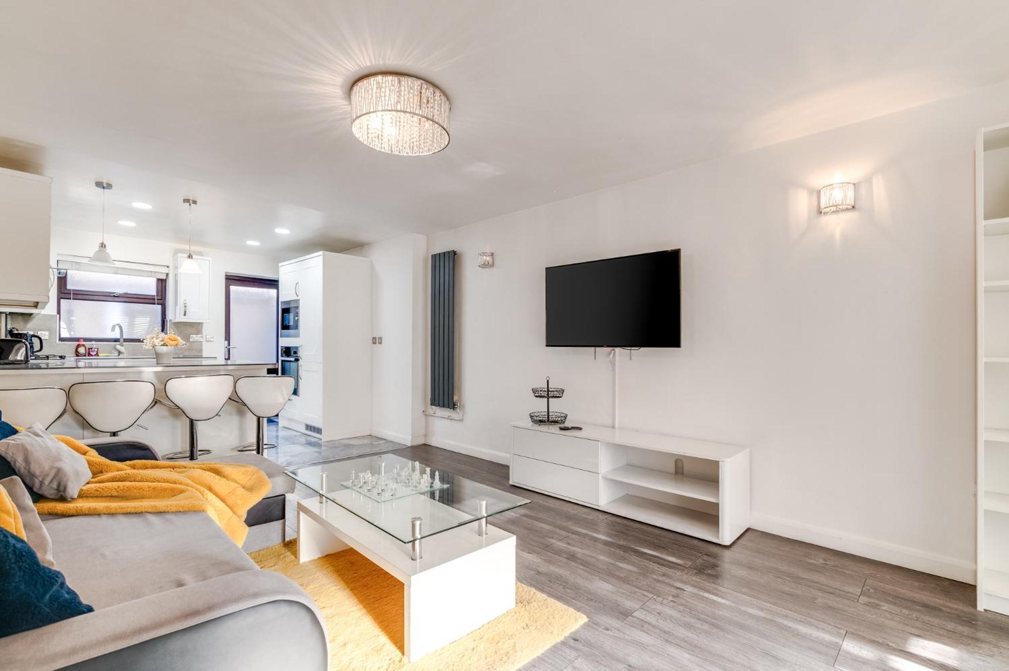 Apartment Livestay - Stylish 3-bed Gem In Trendy E1 *