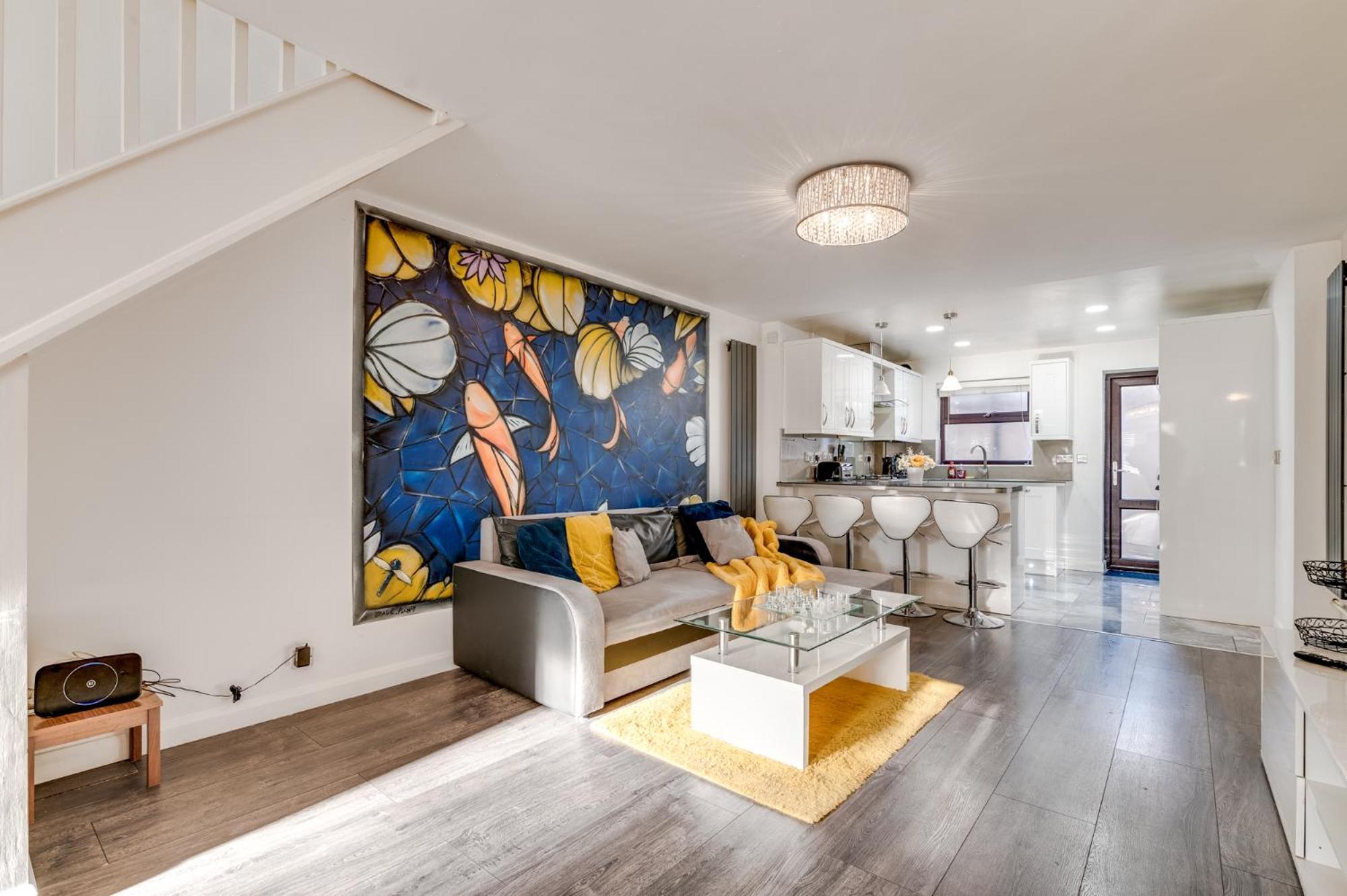 Apartment Livestay - Stylish 3-bed Gem In Trendy E1
