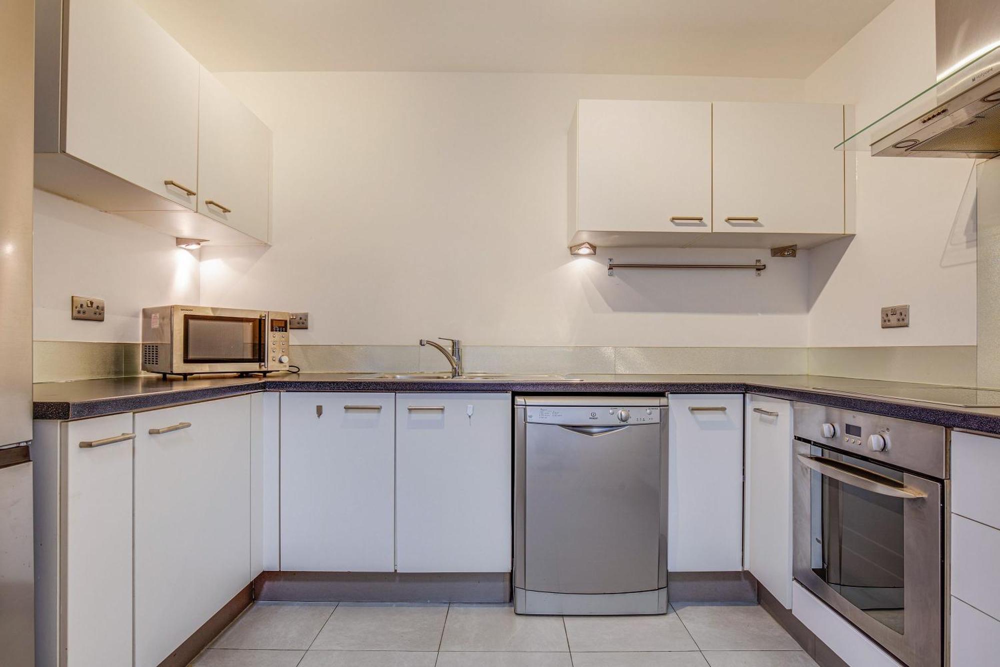 2 Bed In West Hampstead Londra