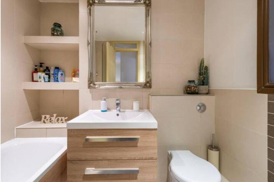 Super Beautiful Three Bedroom Lejlighed London