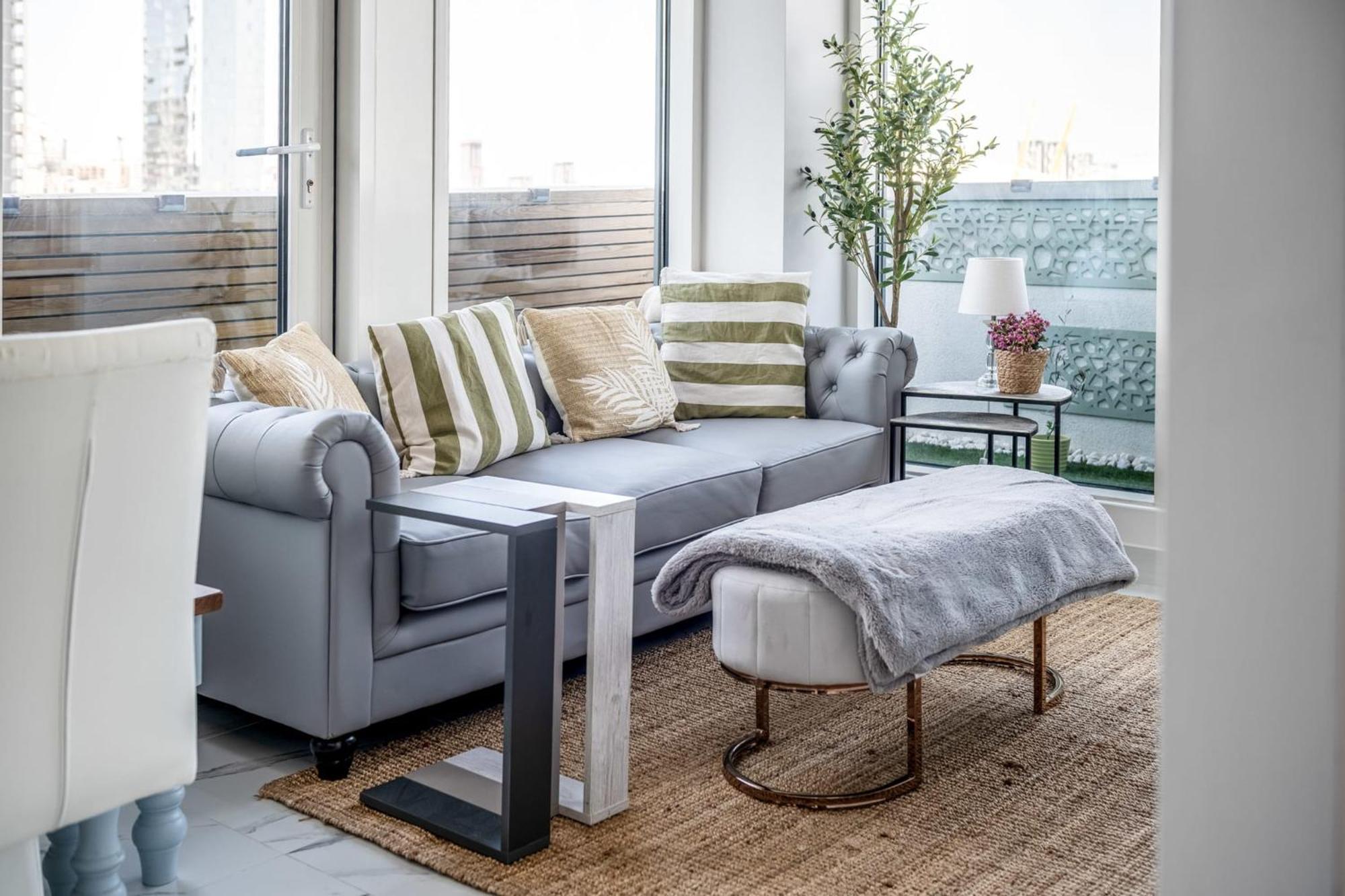 Canary Wharf Retreat With Free Secure Parking Leilighet London