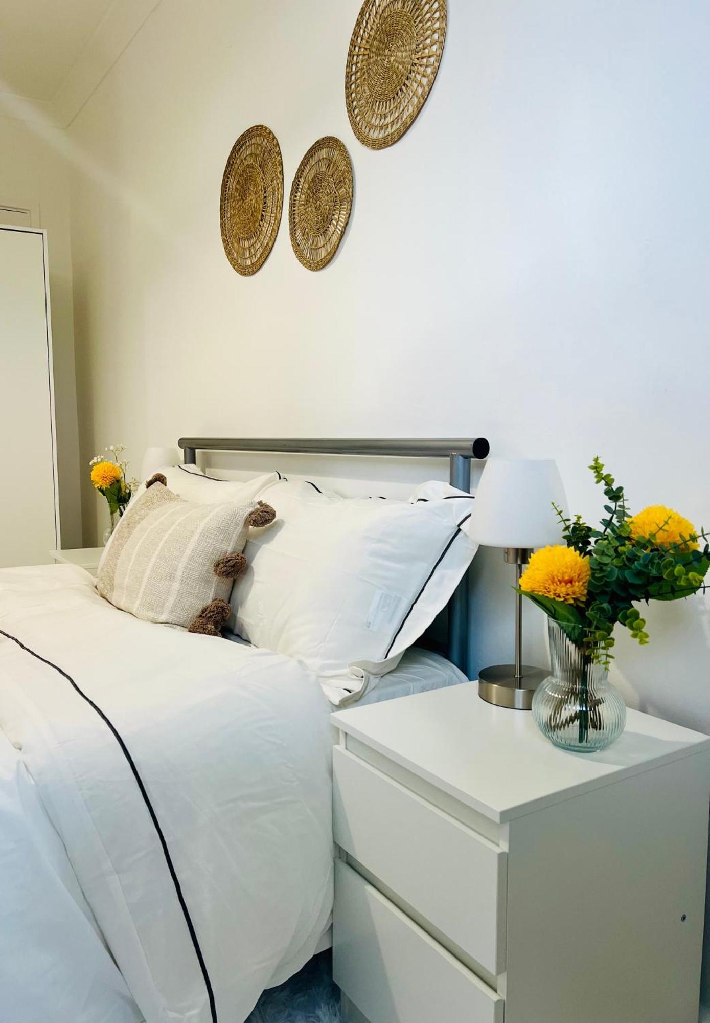 Stunning Double Sw2 Near To Brixton Gasthuis *