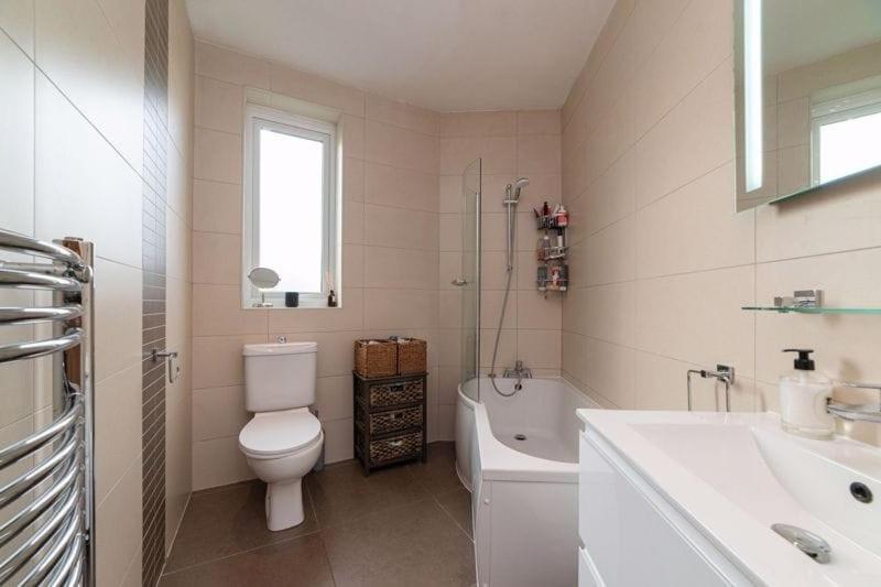 Apartment Deluxe - 1 Min Away From Camden Market And Station London