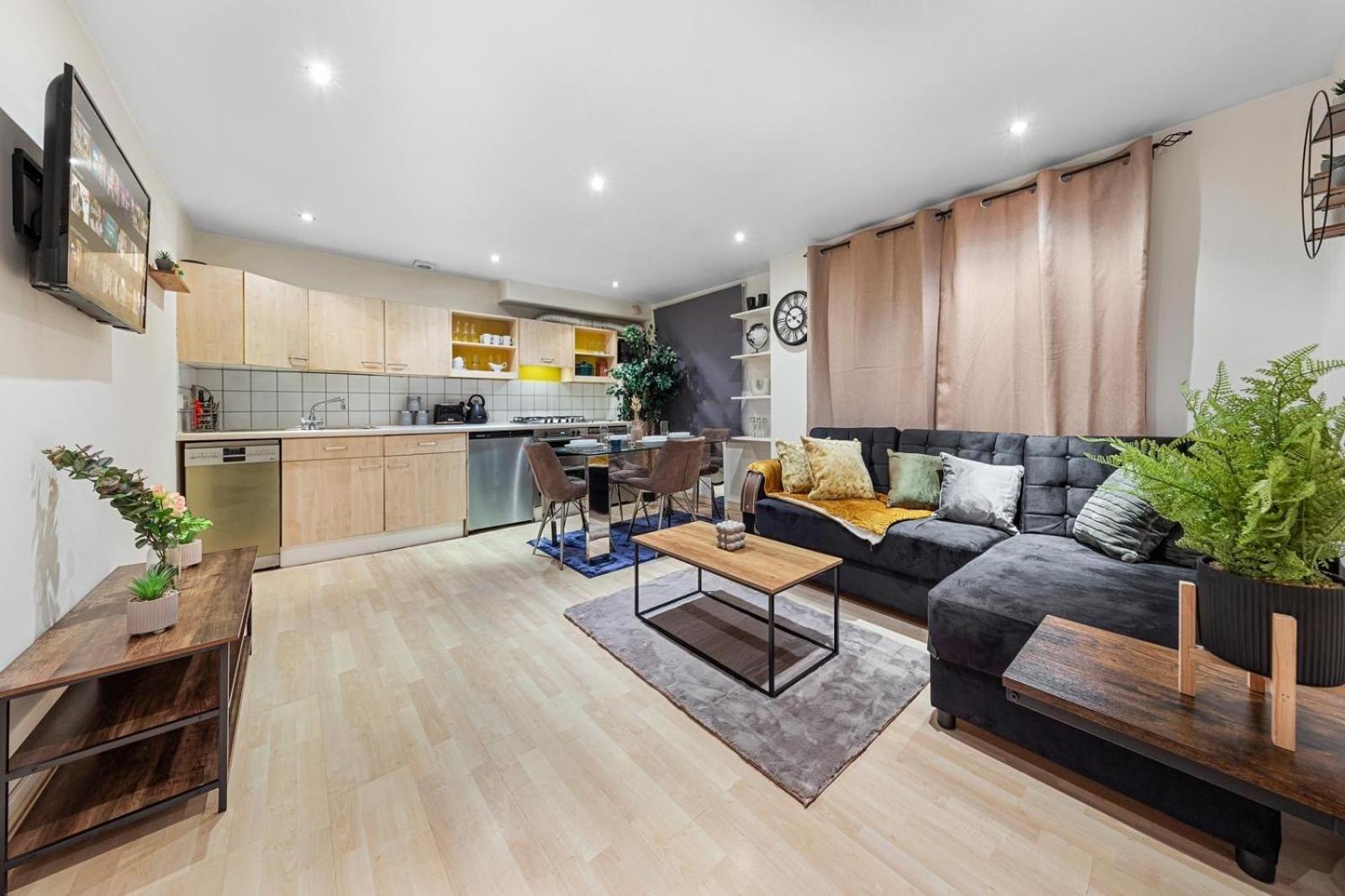 Deluxe - 1 Min Away From Camden Market And Station Apartment London